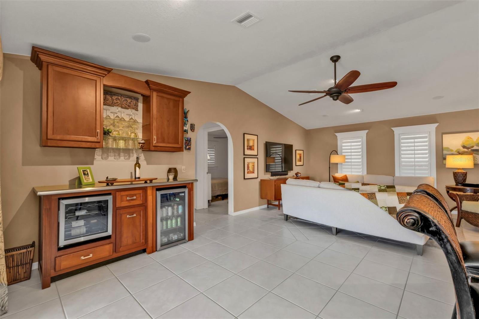 498 E TARPON BLVD NW, PORT CHARLOTTE, FL, 33952