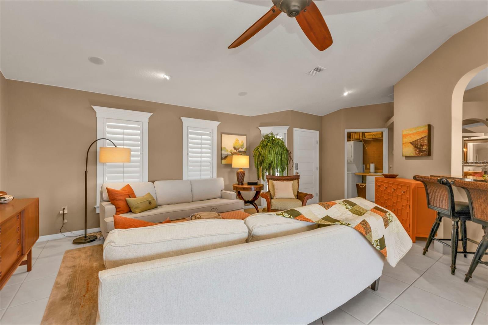 498 E TARPON BLVD NW, PORT CHARLOTTE, FL, 33952
