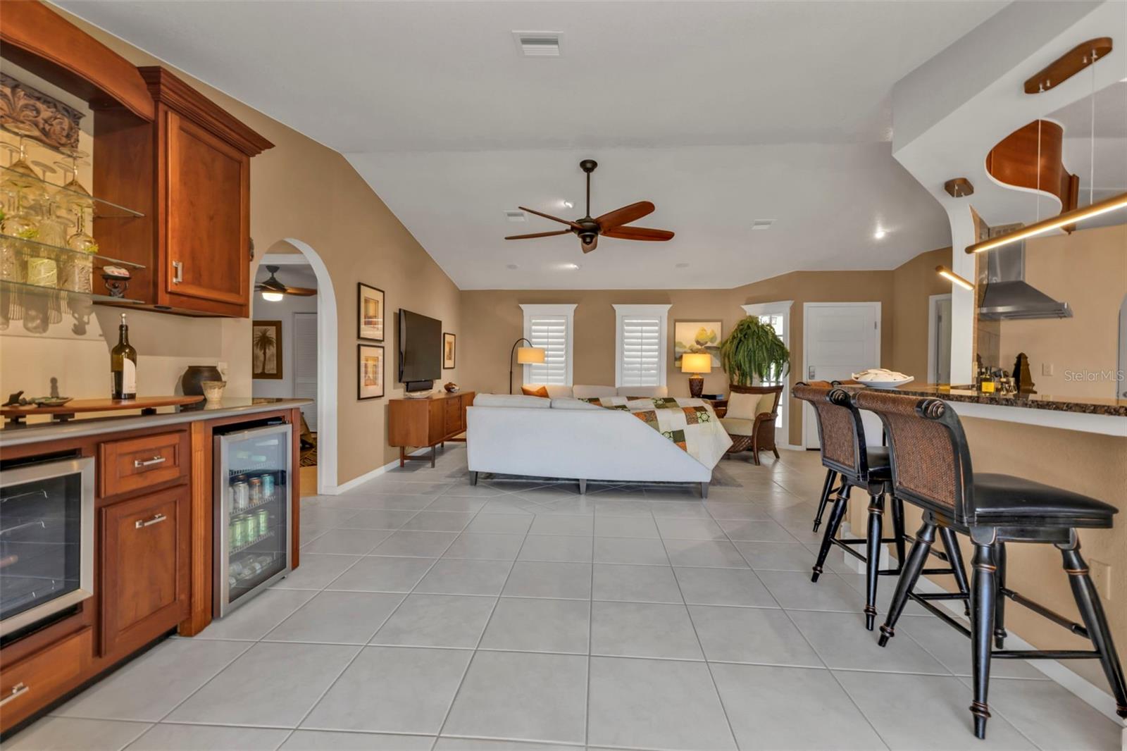 498 E TARPON BLVD NW, PORT CHARLOTTE, FL, 33952