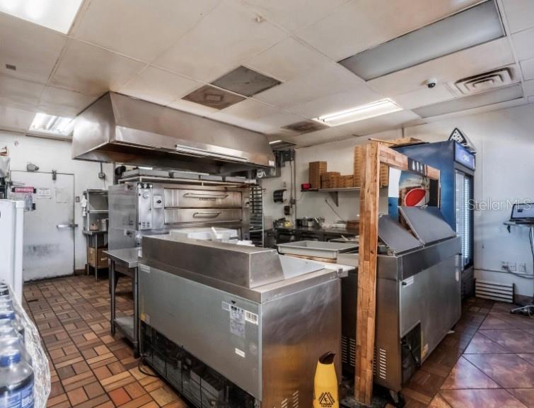 3800 EDGEWATER DR, ORLANDO, FL, 32804