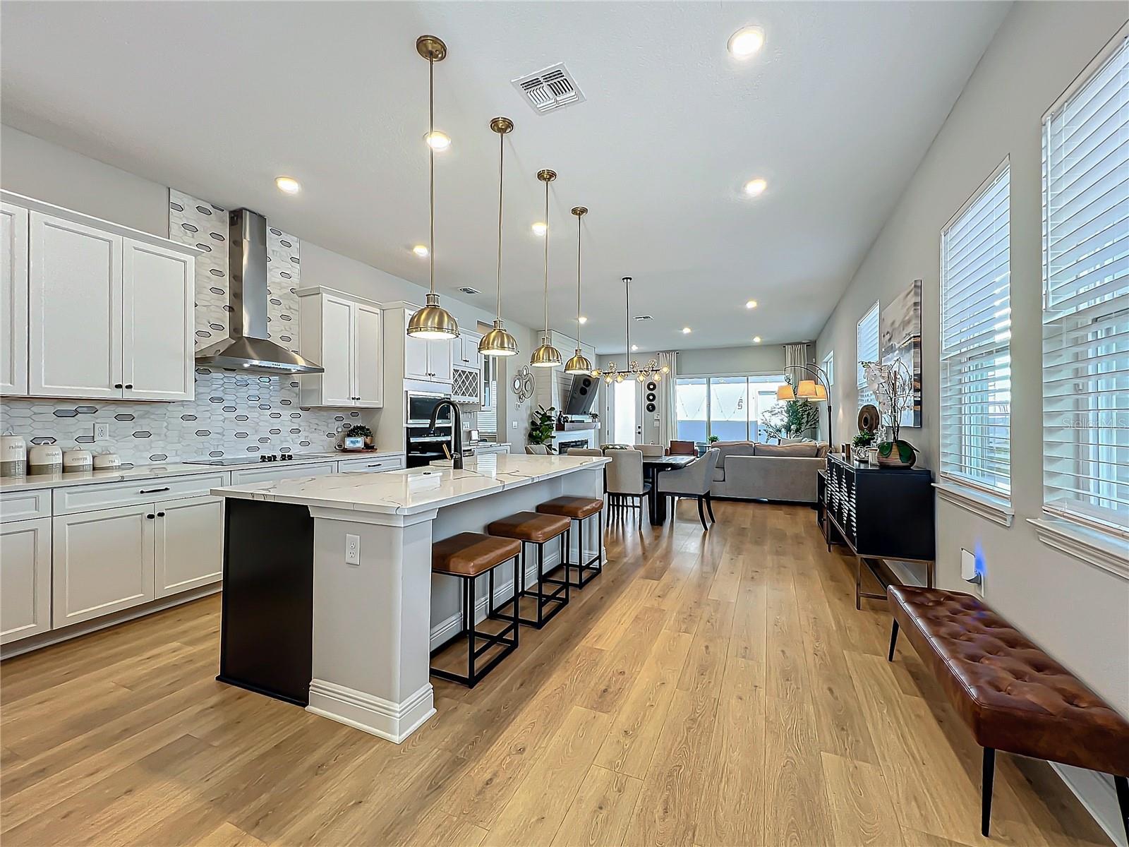 10175 PEEBLES ST, ORLANDO, FL, 32827