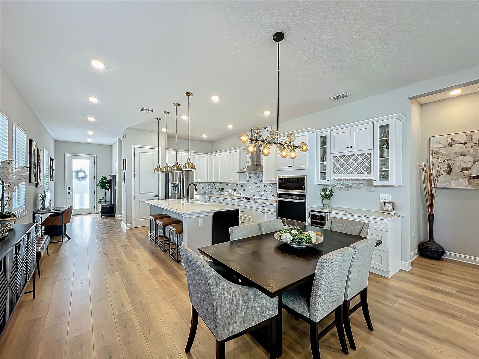 10175 PEEBLES ST, ORLANDO, FL, 32827