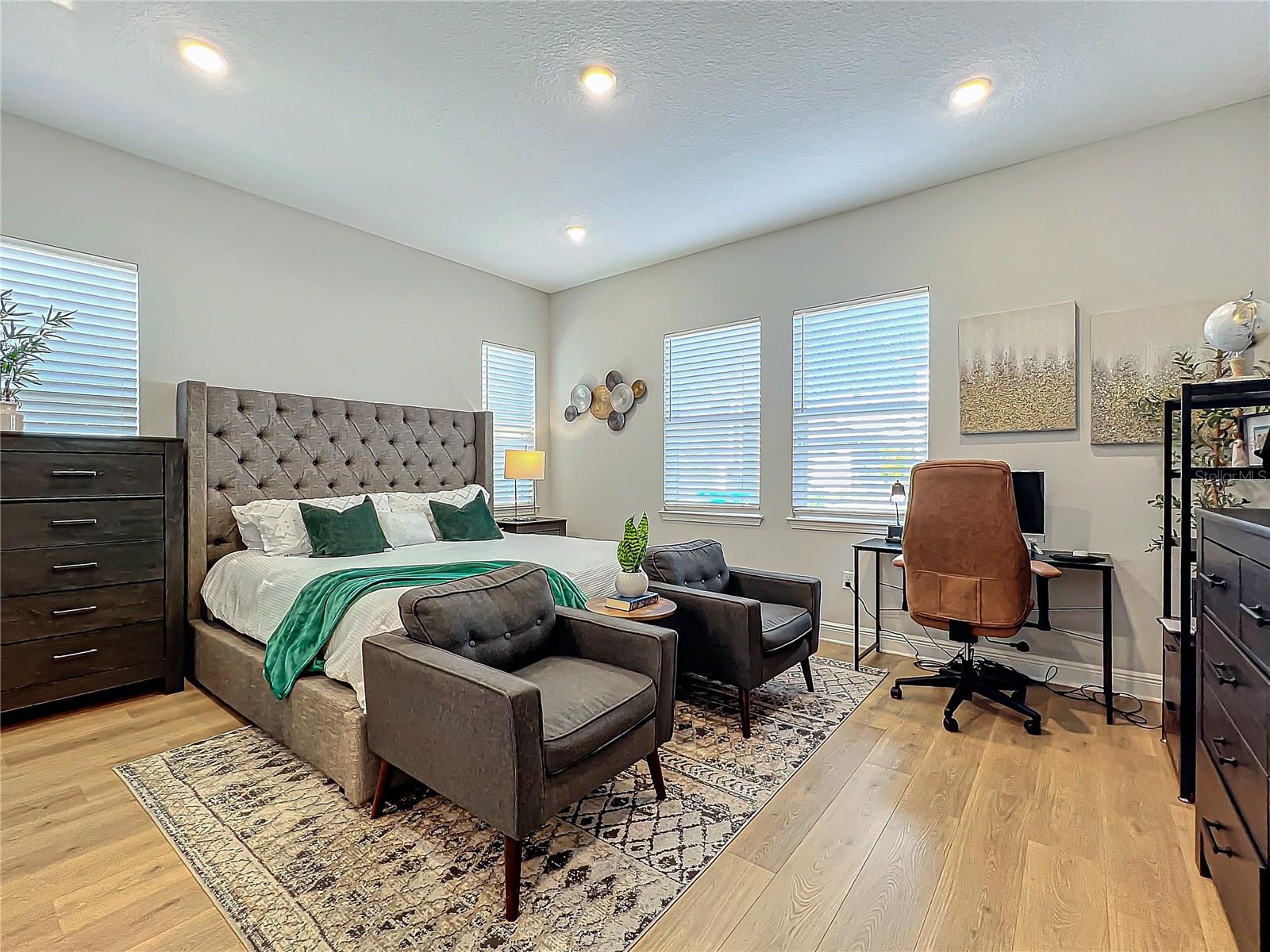 10175 PEEBLES ST, ORLANDO, FL, 32827