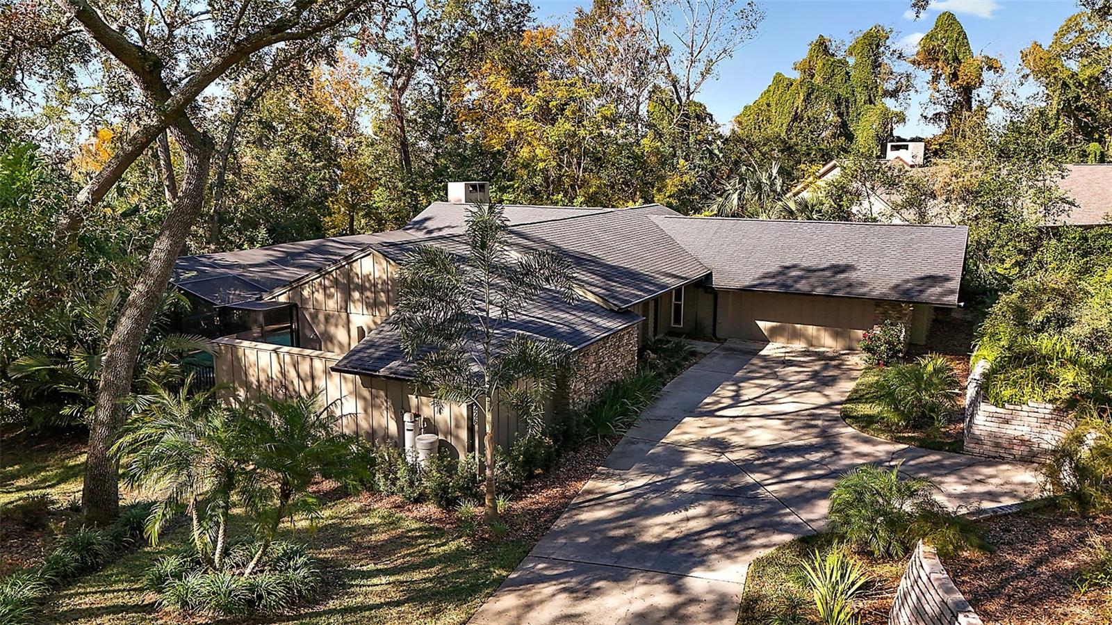 2226 DOGWOOD CIR, MOUNT DORA, FL, 32757