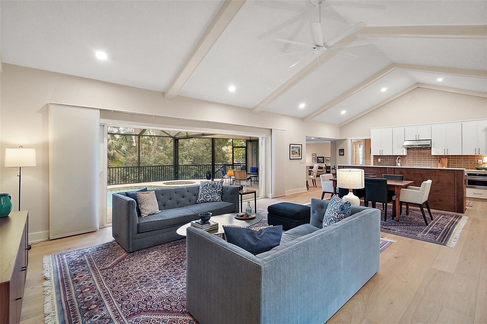 2226 DOGWOOD CIR, MOUNT DORA, FL, 32757