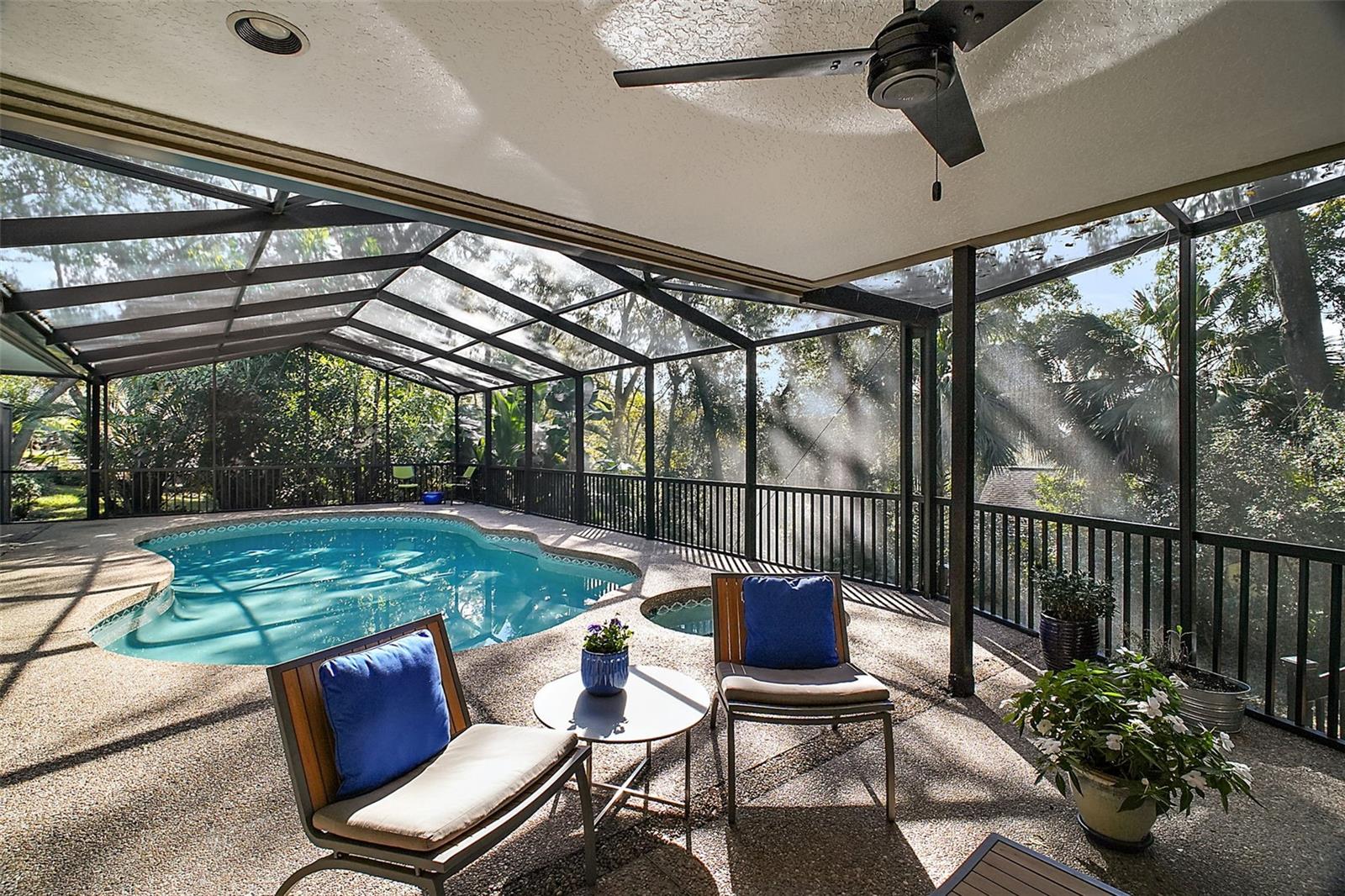 2226 DOGWOOD CIR, MOUNT DORA, FL, 32757