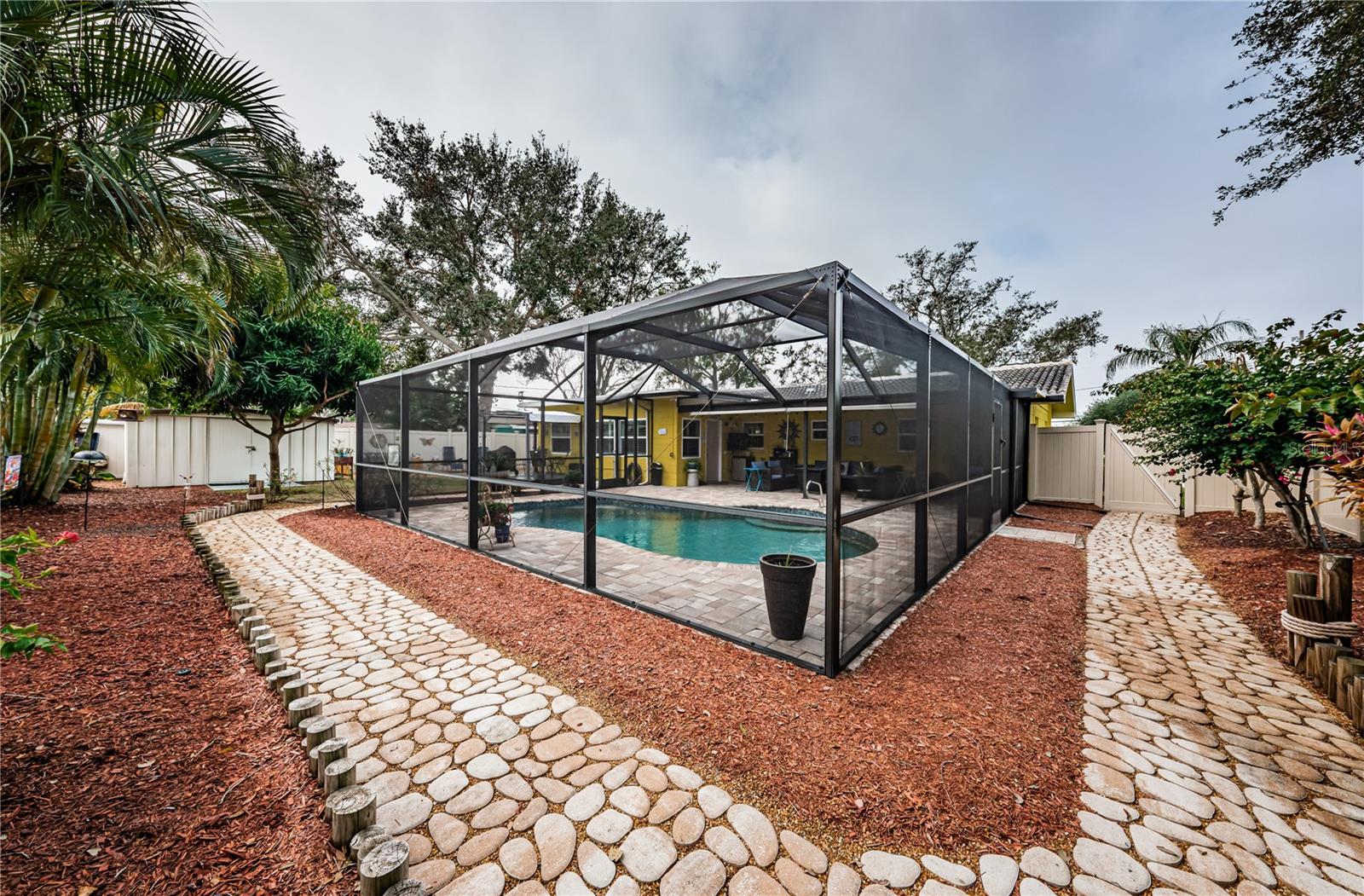 6505 HILLSIDE AVE, SEMINOLE, FL, 33772