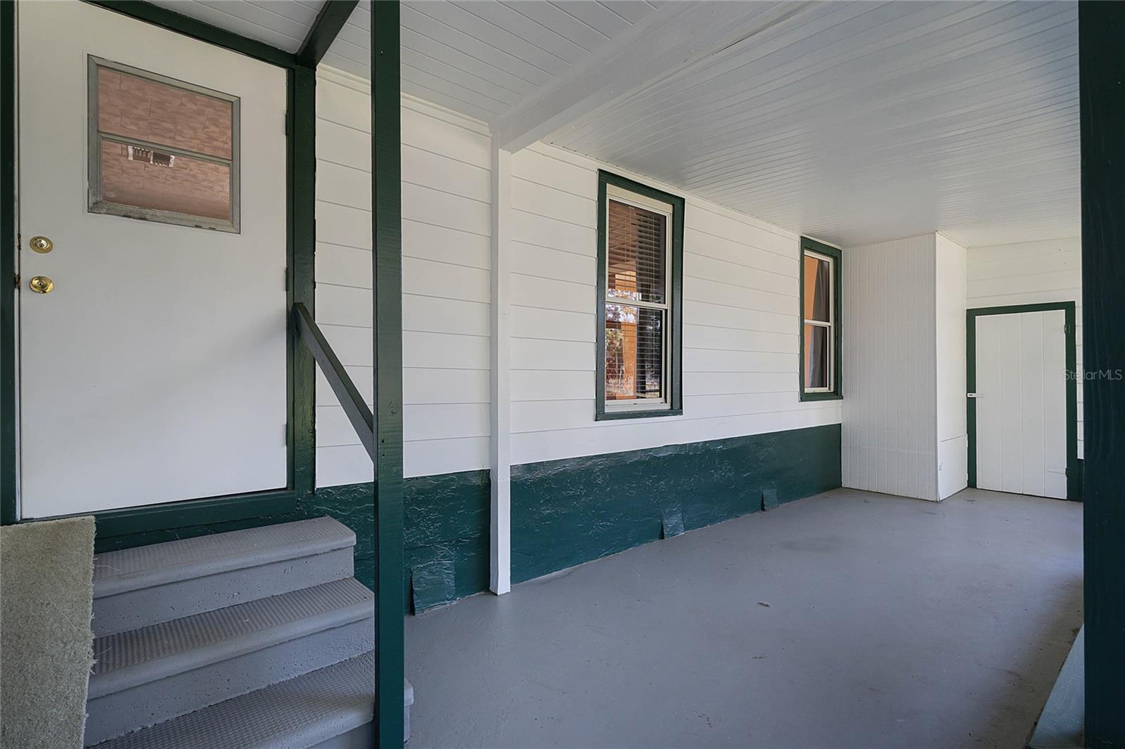 208 S MAIN AVE, MINNEOLA, FL, 34715