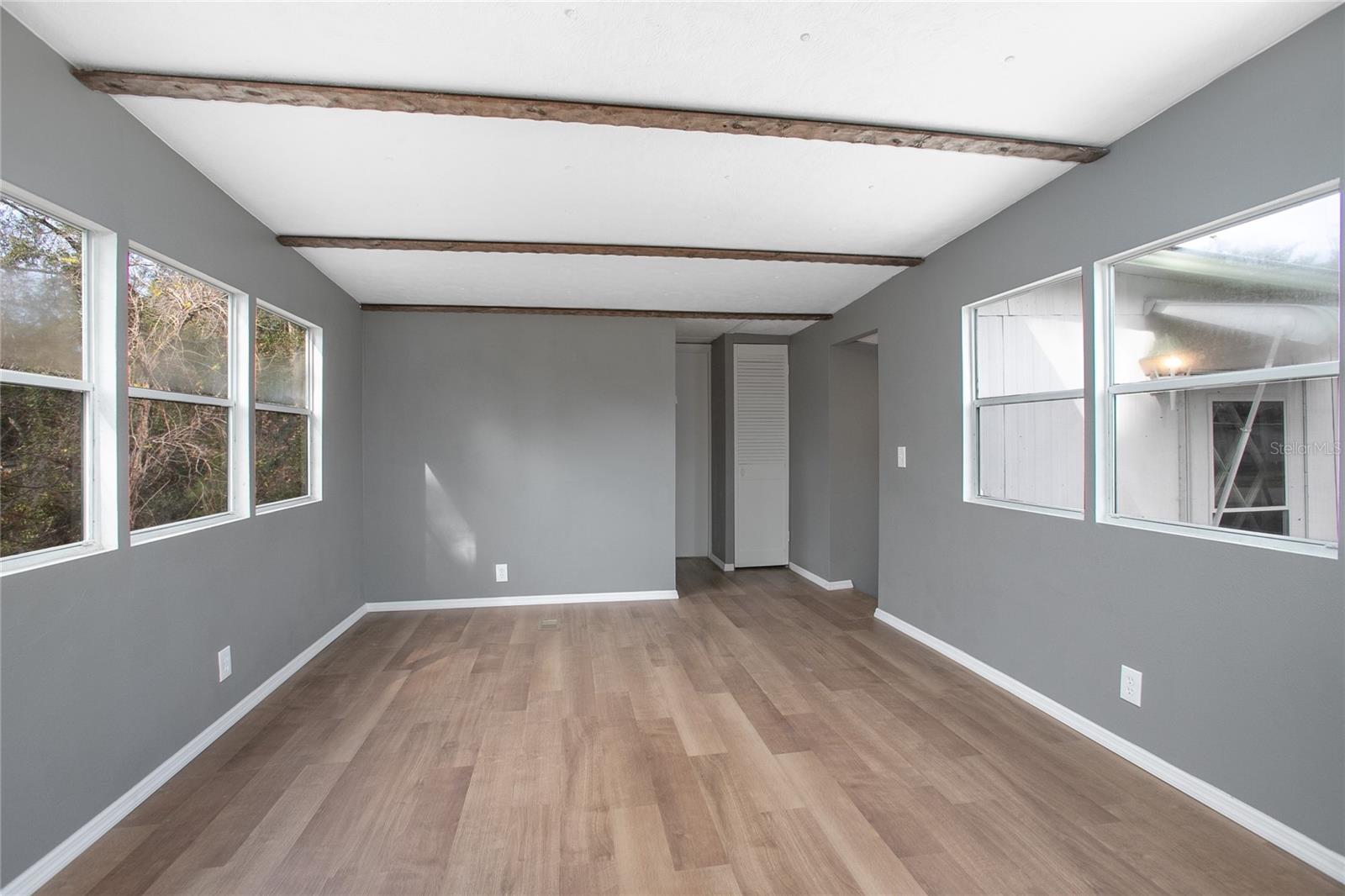 31602 HILLSIDE DR, DELAND, FL, 32720