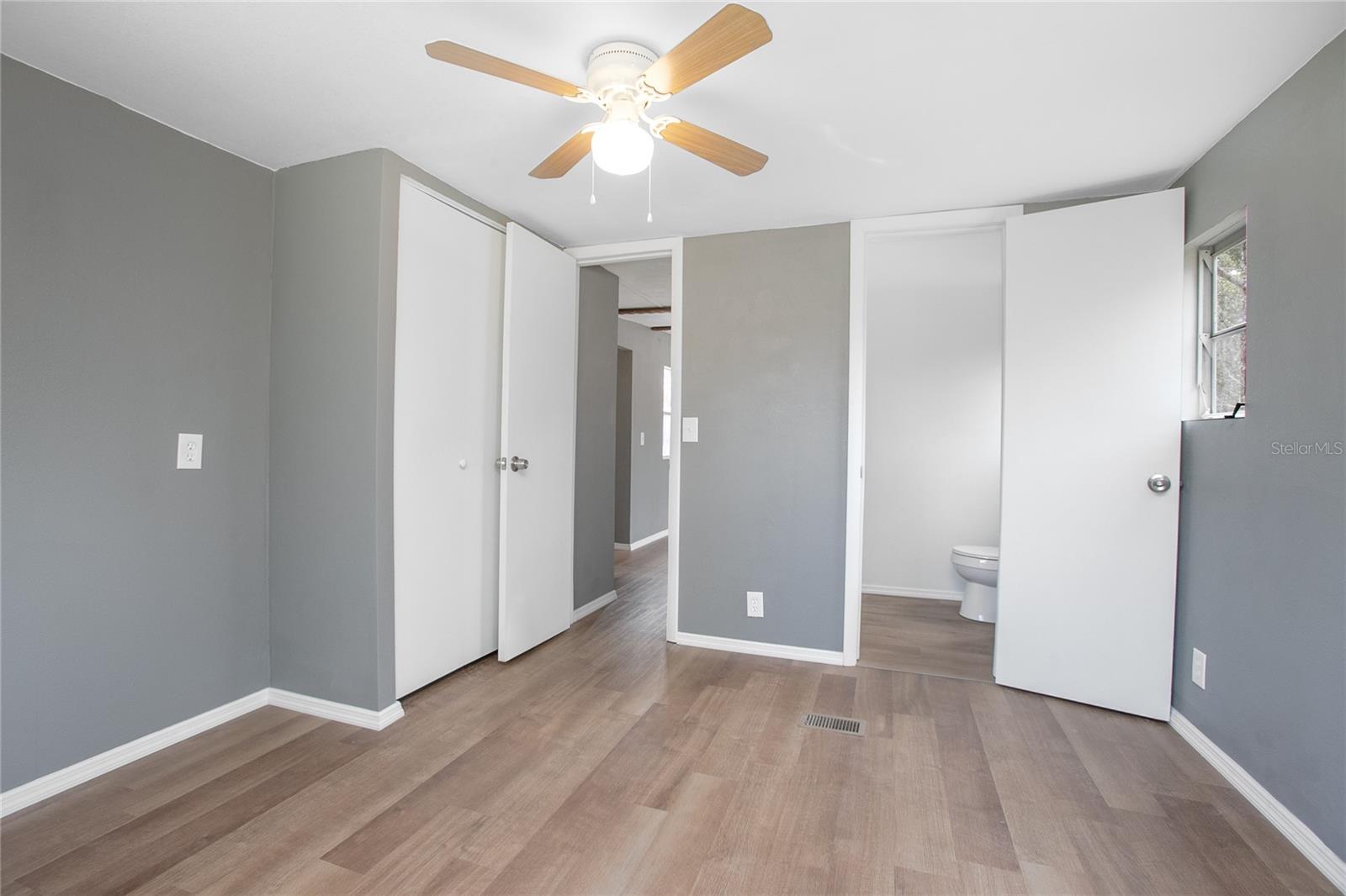 31602 HILLSIDE DR, DELAND, FL, 32720