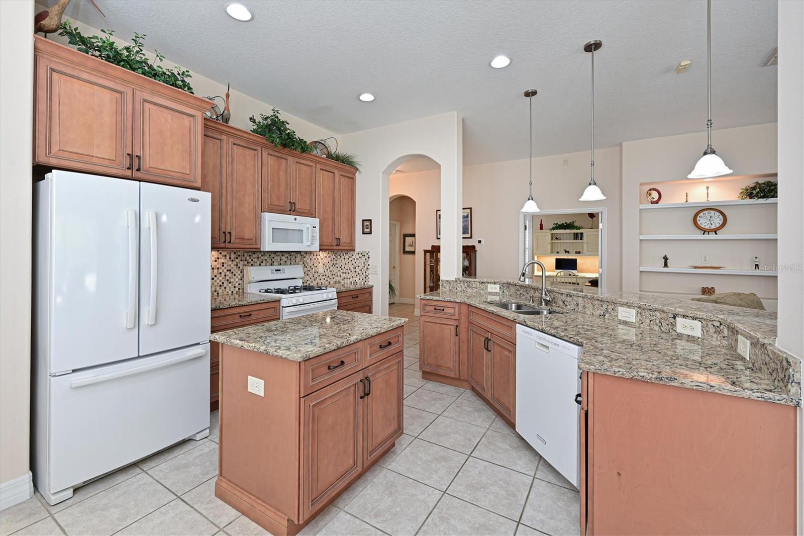 735 FOGGY MORN LN, BRADENTON, FL, 34212