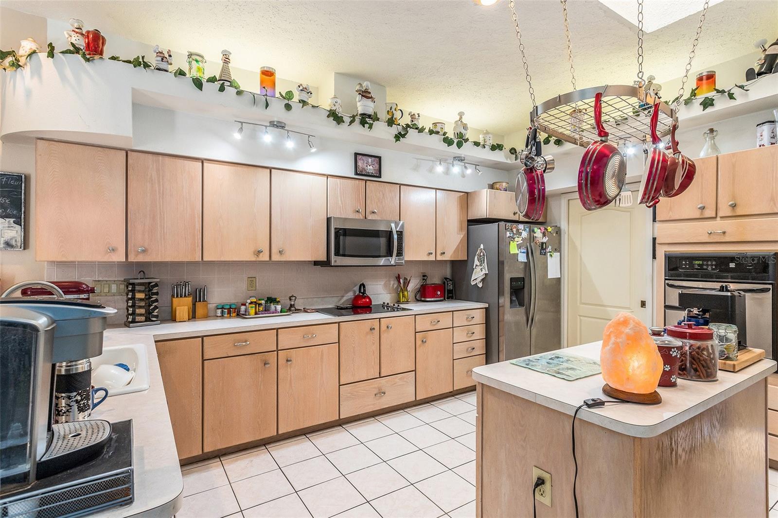 6002 N ROSEBARK WAY, BEVERLY HILLS, FL, 34465