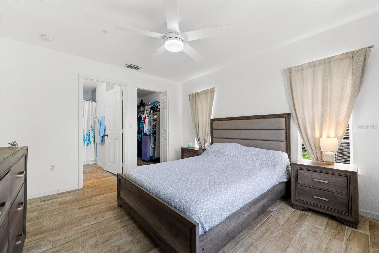 8933 MANOR LOOP #204, LAKEWOOD RANCH, FL, 34202