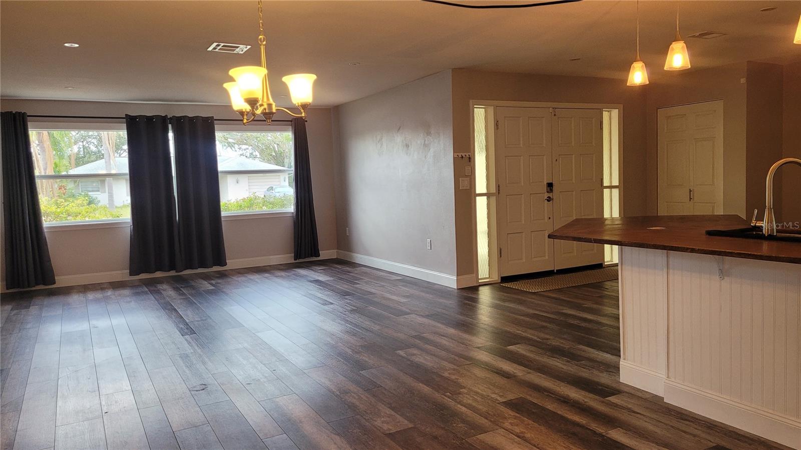 1907 CLEARVIEW LAKE DR, CLEARWATER, FL, 33755