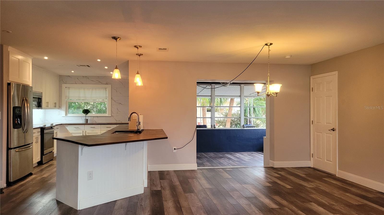 1907 CLEARVIEW LAKE DR, CLEARWATER, FL, 33755