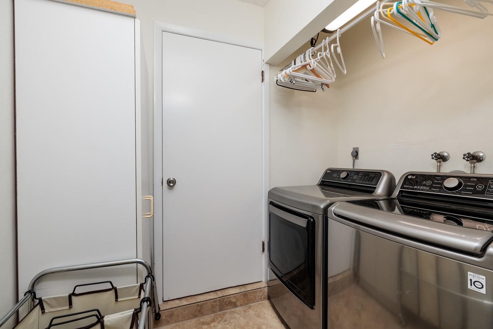 9372 121ST ST, SEMINOLE, FL, 33772