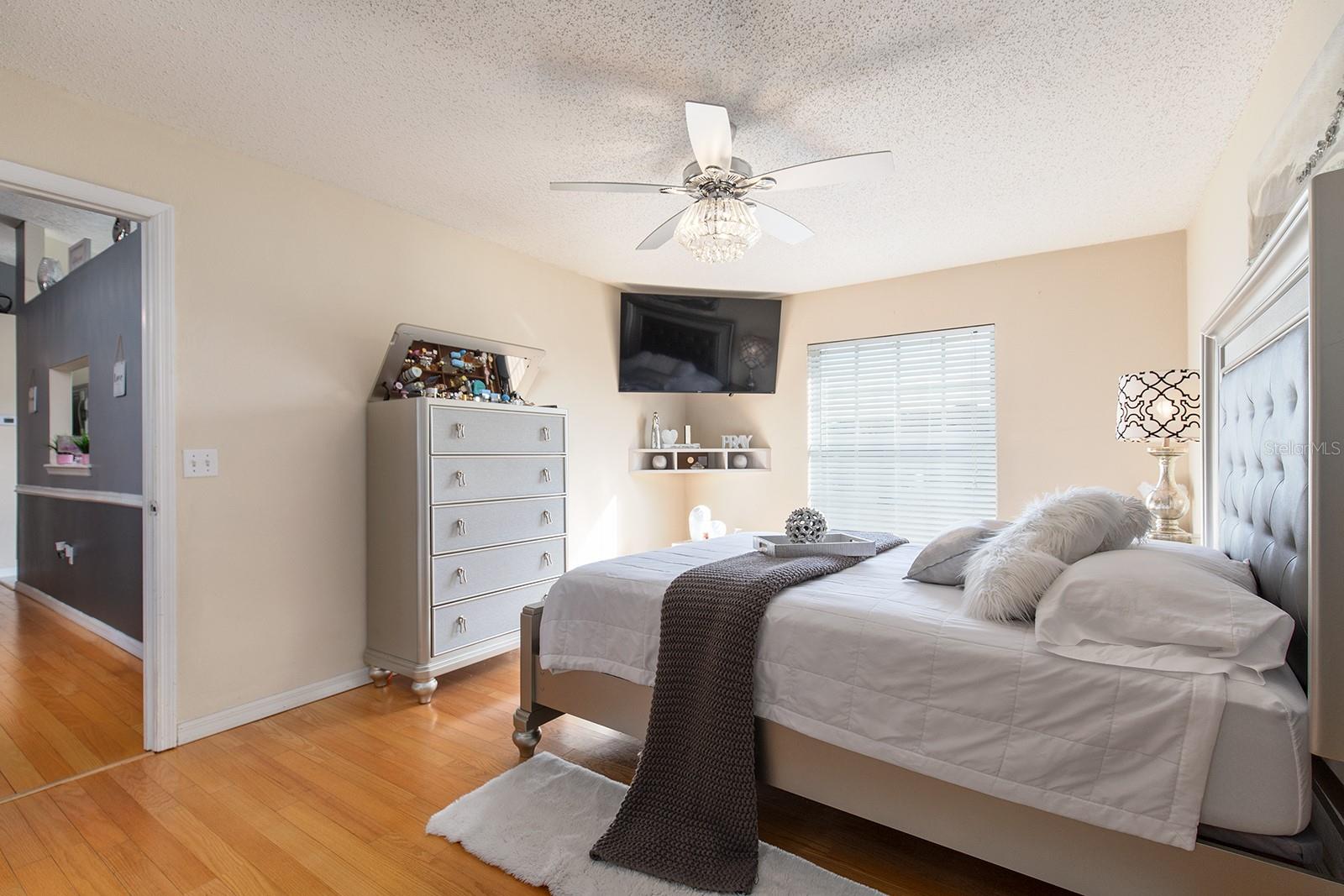 652 MOUNTAIN WAY AVE, DELTONA, FL, 32738