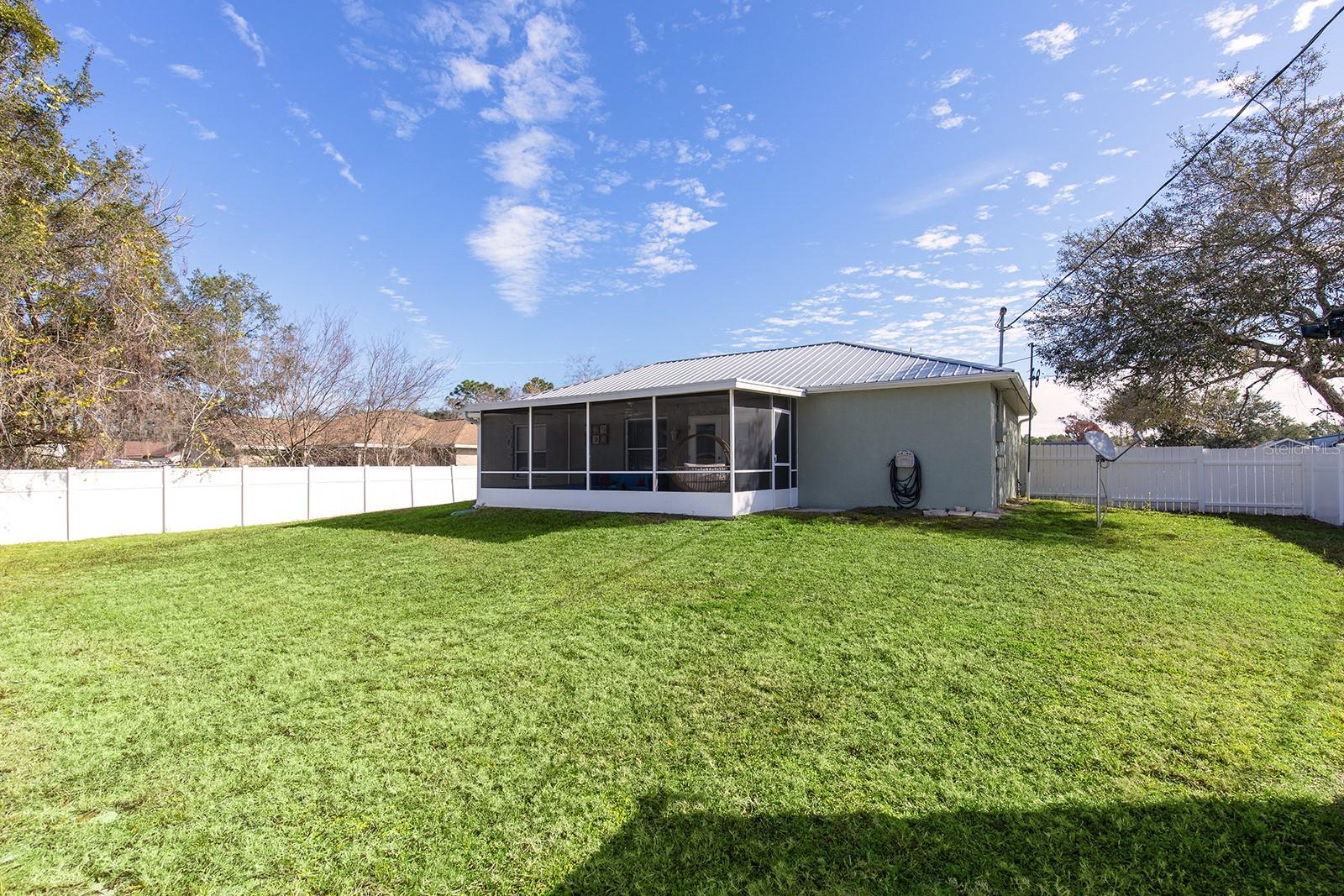 652 MOUNTAIN WAY AVE, DELTONA, FL, 32738