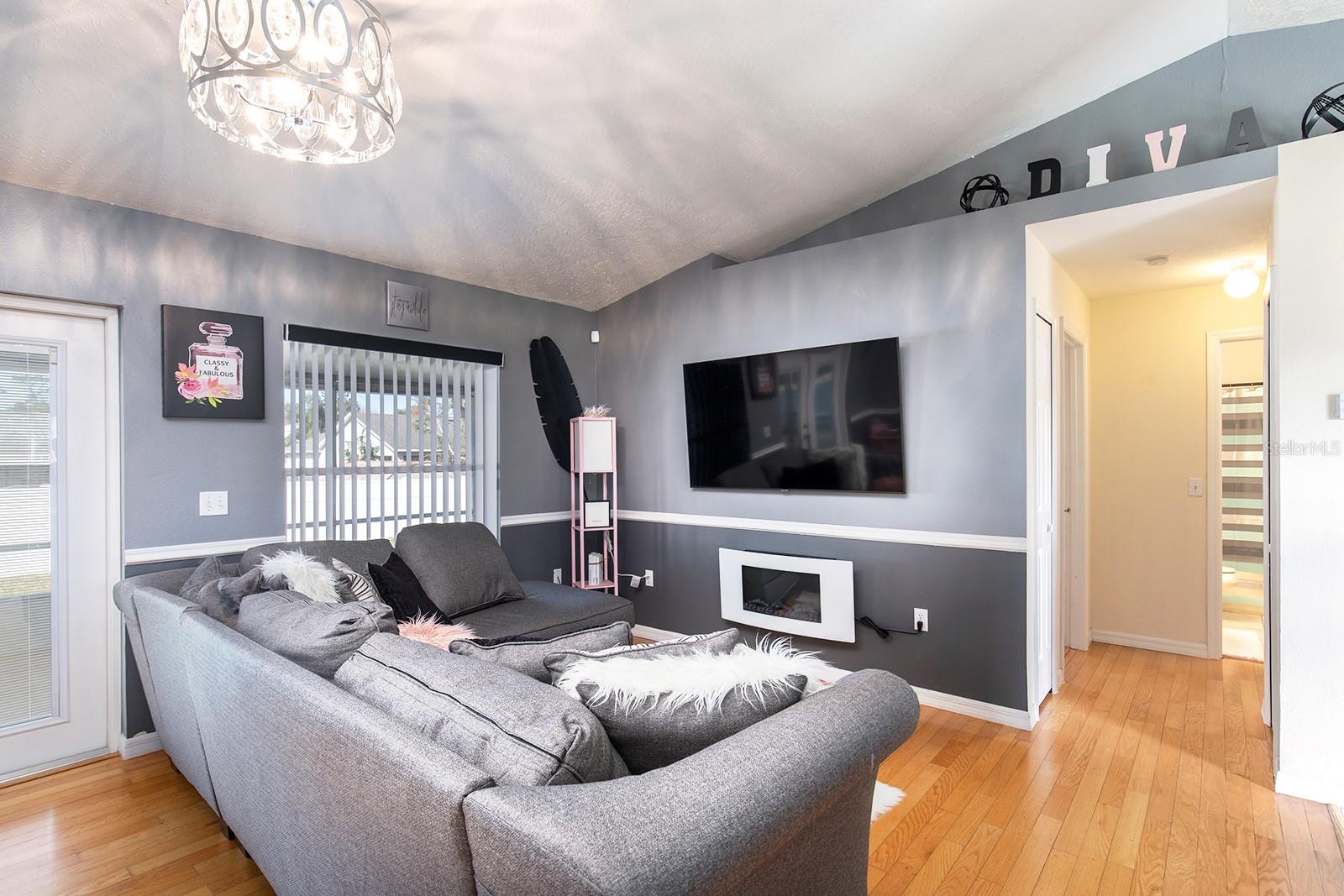 652 MOUNTAIN WAY AVE, DELTONA, FL, 32738