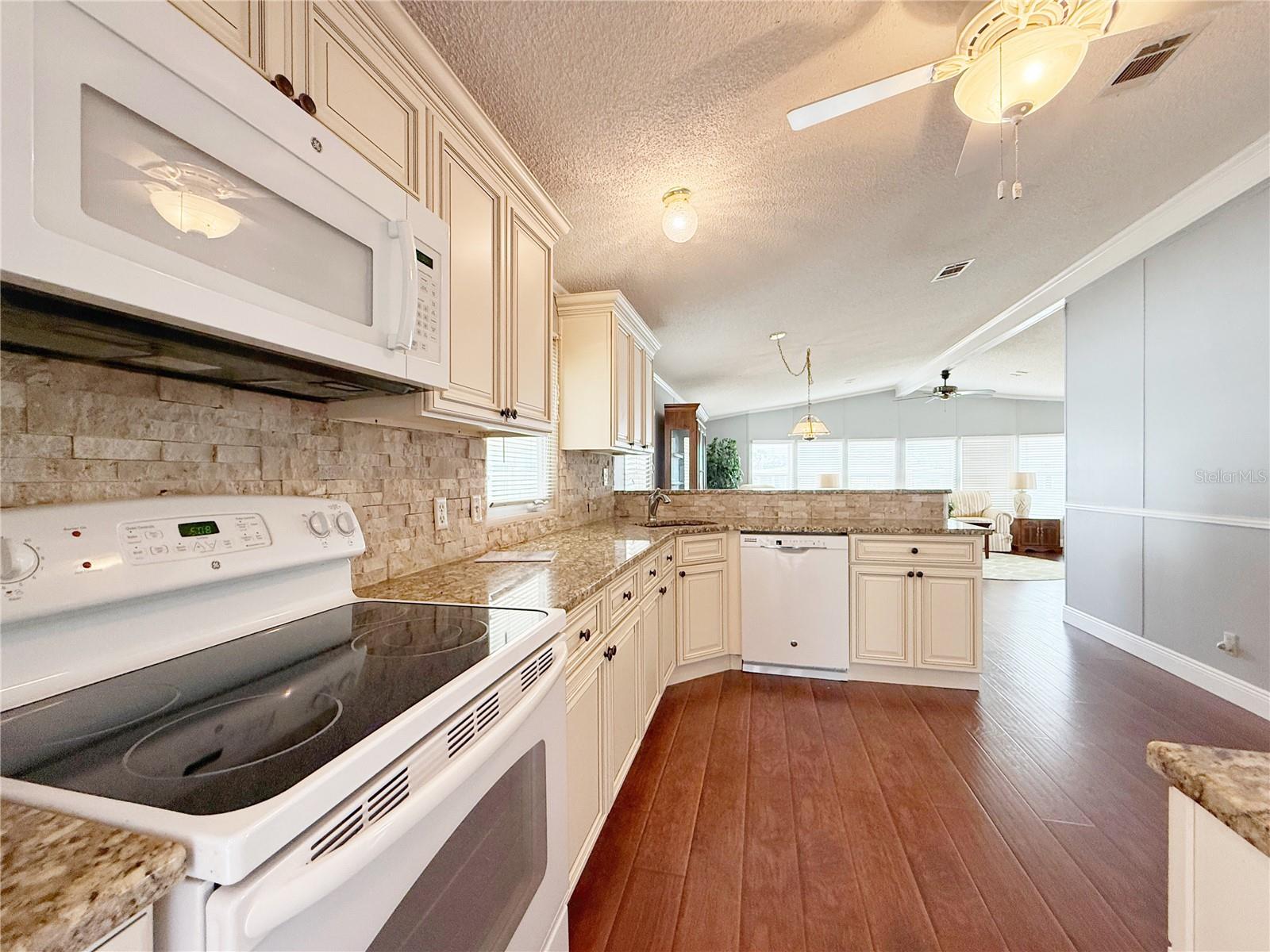 112 SAINT PIERRES WAY, APOLLO BEACH, FL, 33572