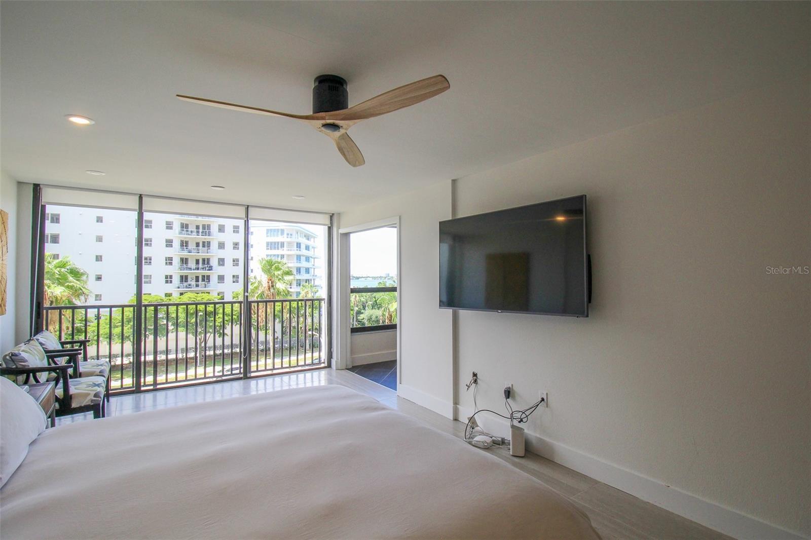 11 SUNSET DR #304, SARASOTA, FL, 34236