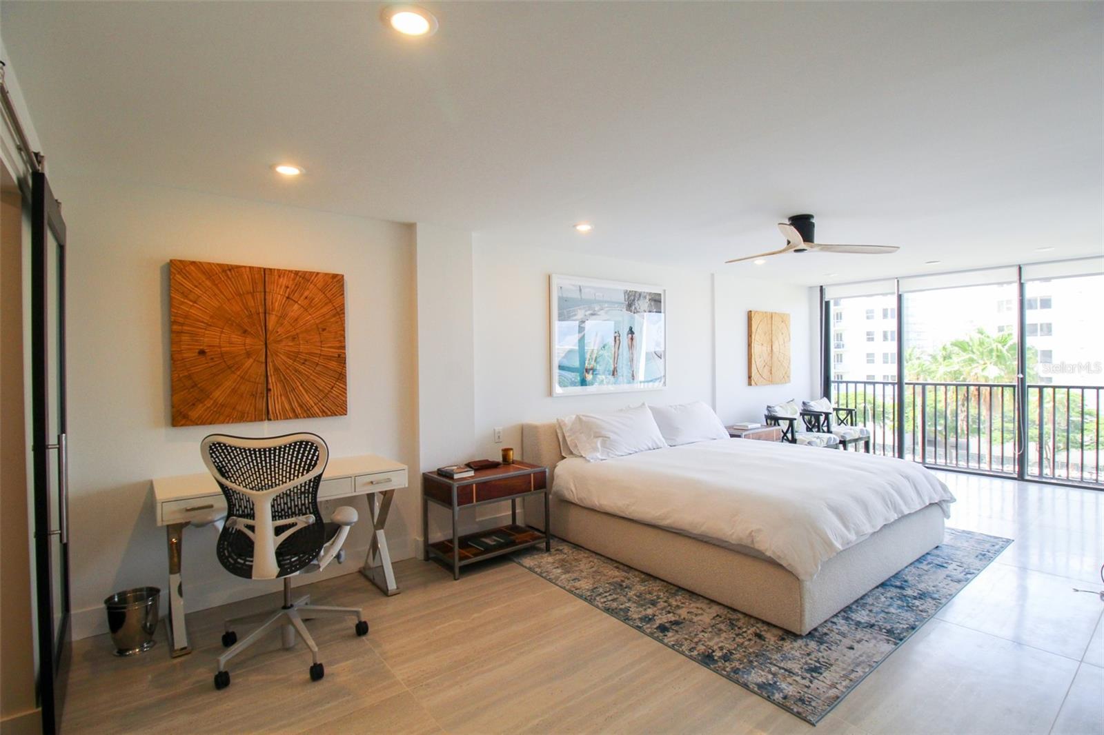 11 SUNSET DR #304, SARASOTA, FL, 34236