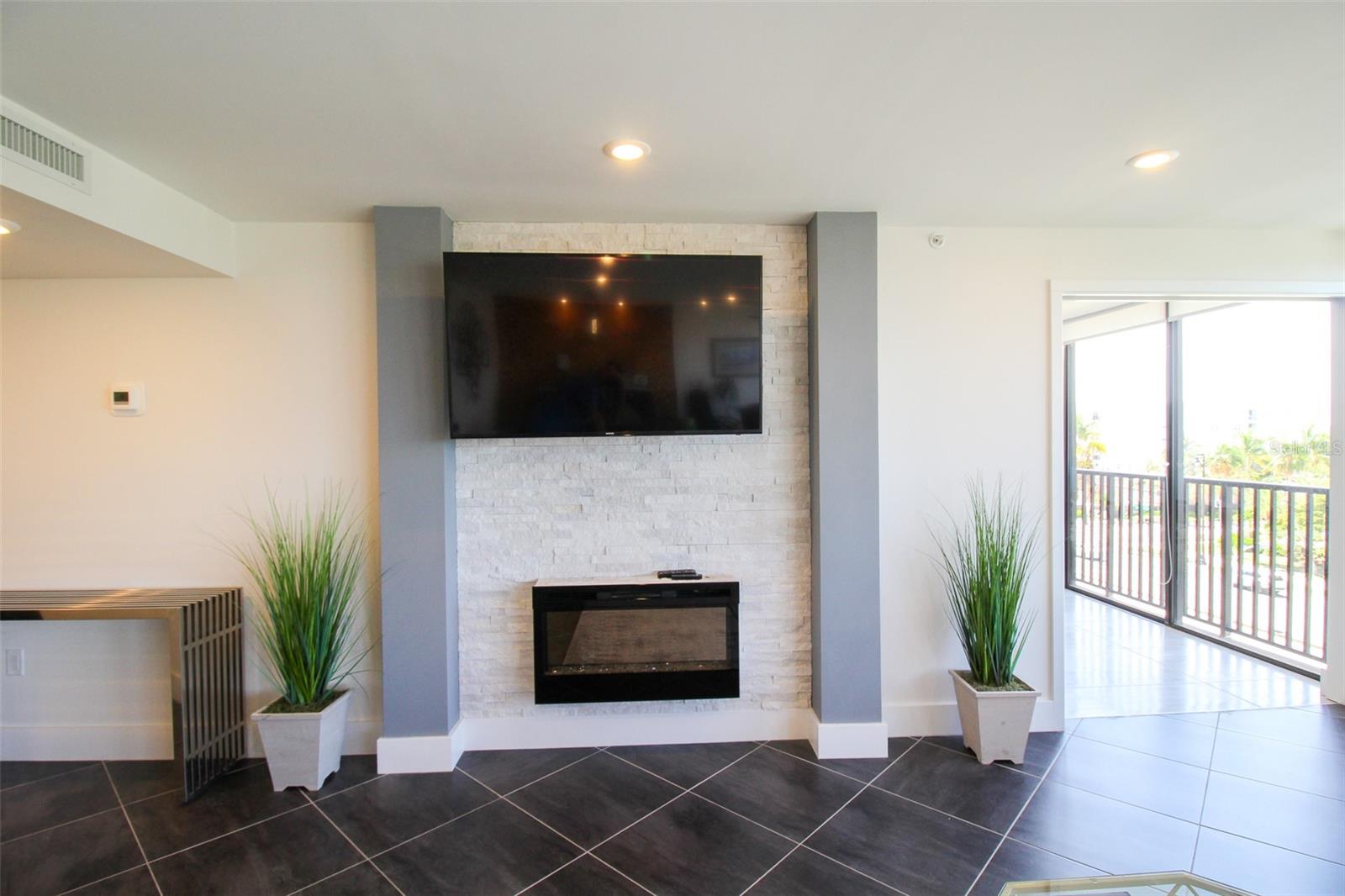 11 SUNSET DR #304, SARASOTA, FL, 34236