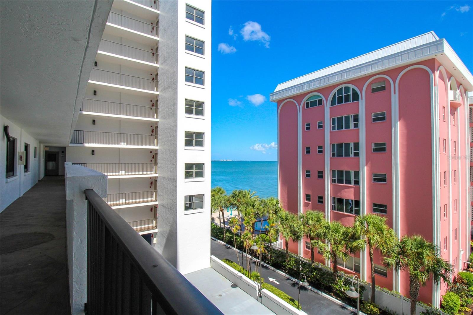 11 SUNSET DR #304, SARASOTA, FL, 34236