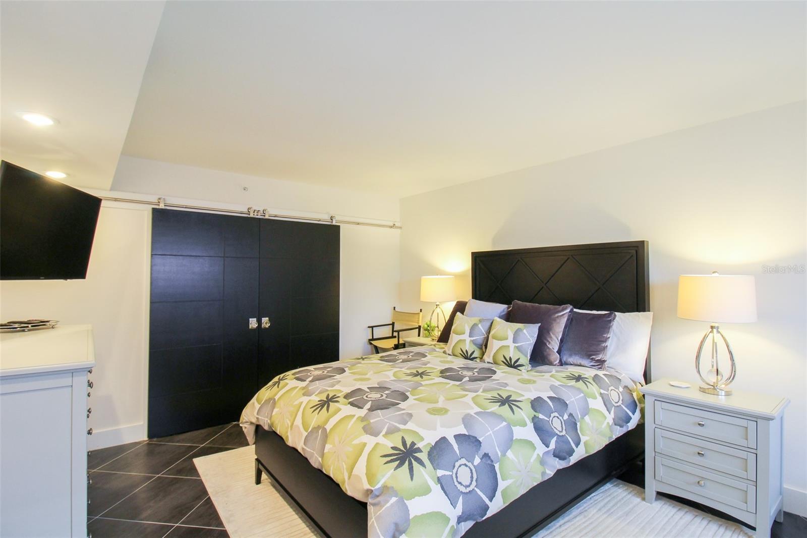 11 SUNSET DR #304, SARASOTA, FL, 34236