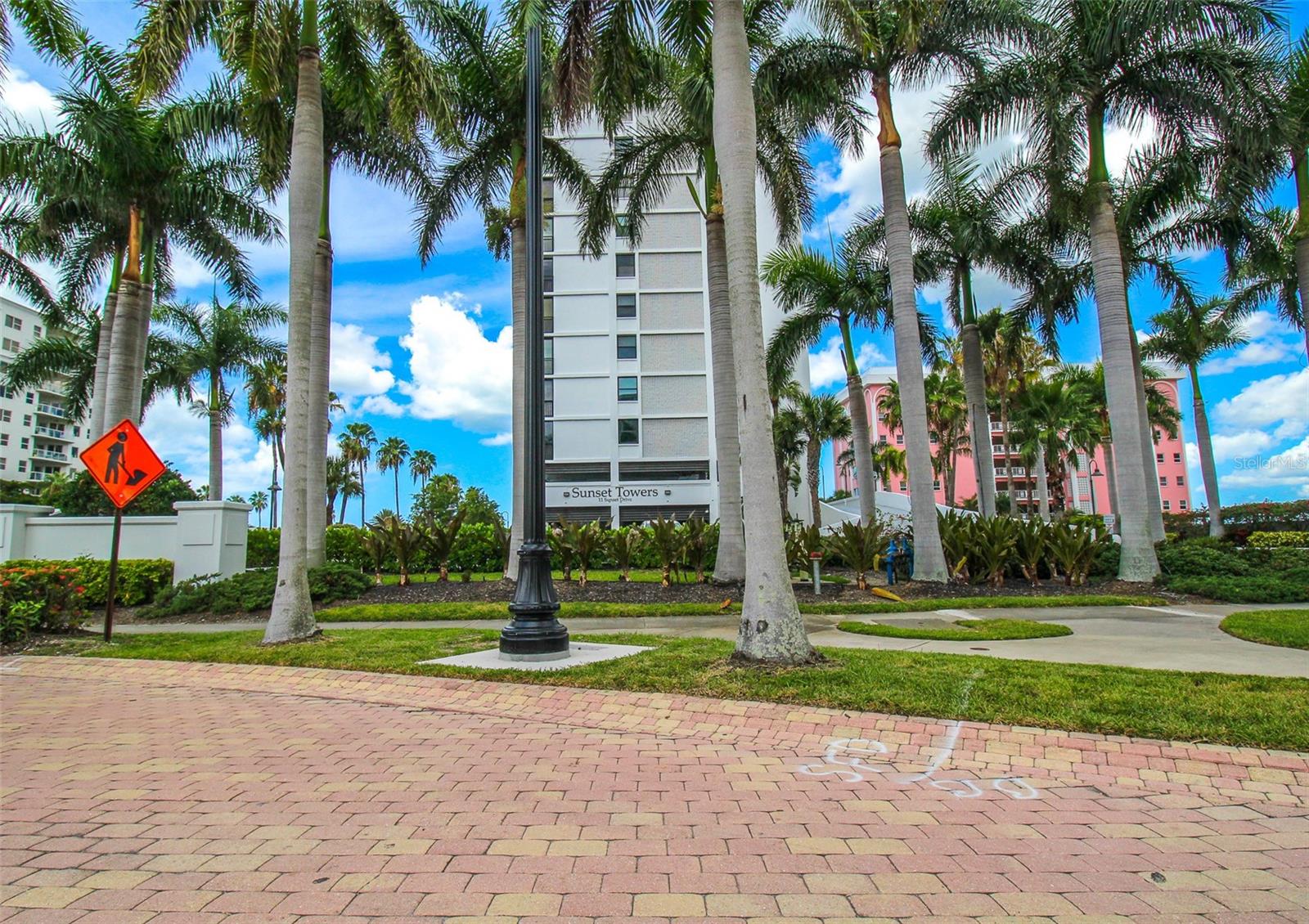 11 SUNSET DR #304, SARASOTA, FL, 34236