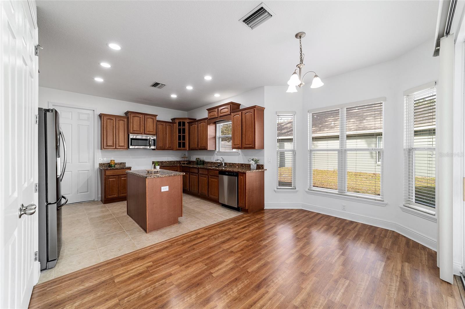 4107 NE 58TH CIR, SILVER SPRINGS, FL, 34488