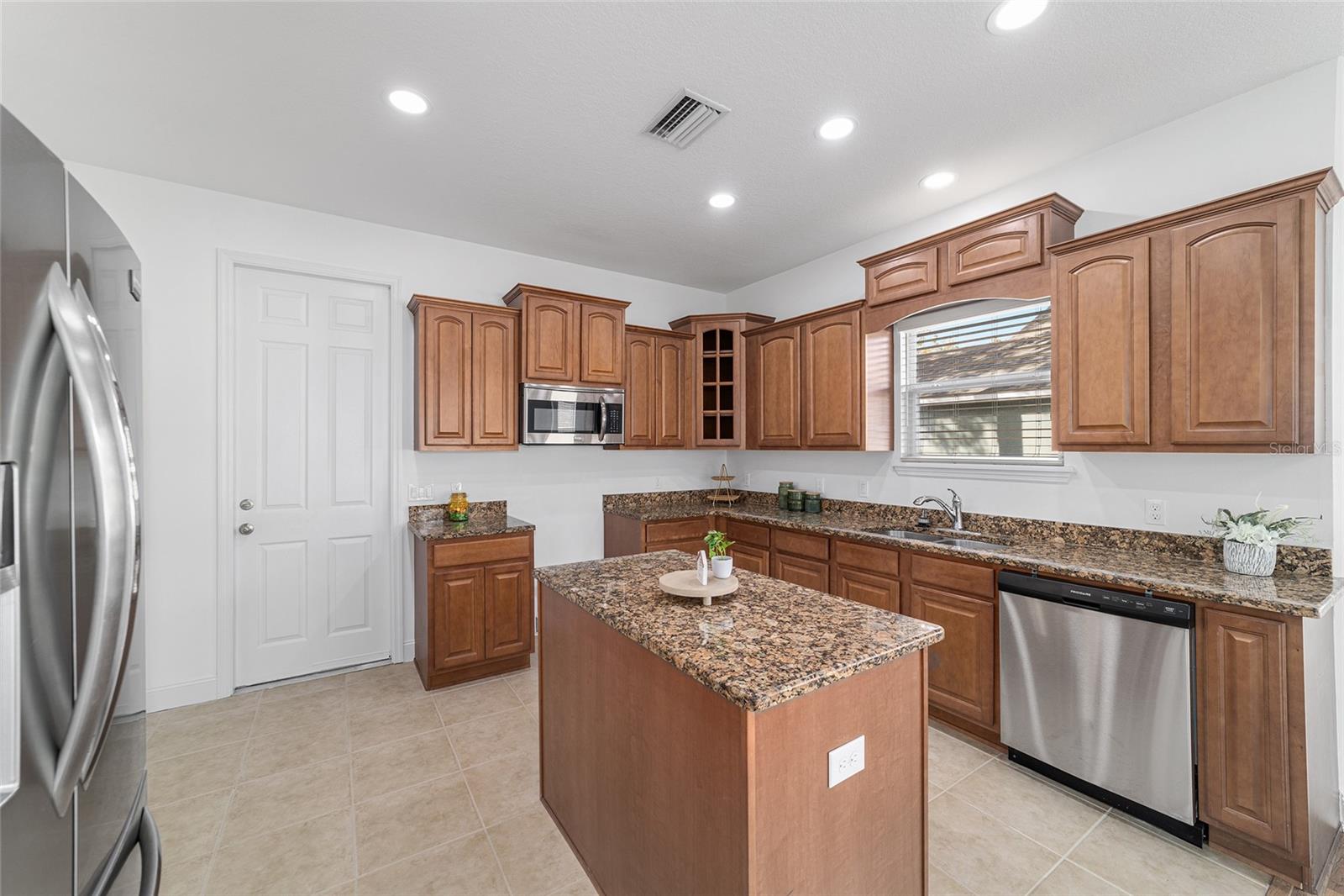 4107 NE 58TH CIR, SILVER SPRINGS, FL, 34488