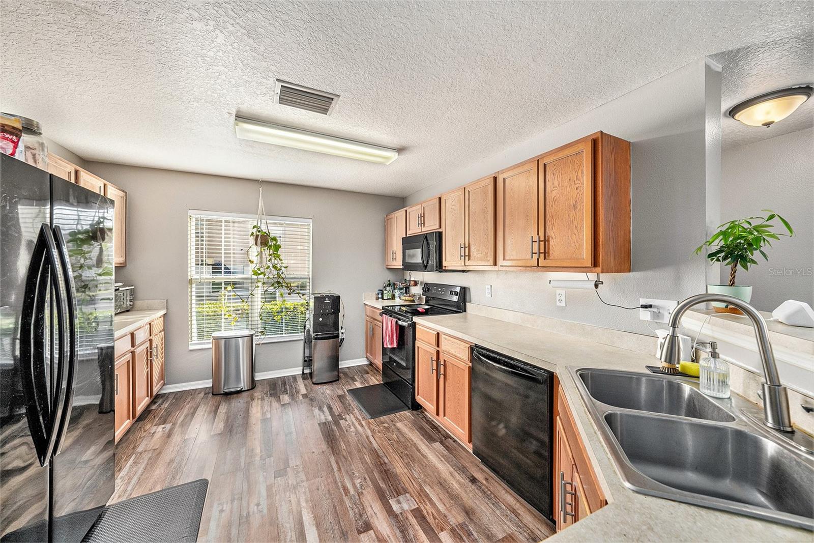 8729 SHELDON CREEK BLVD, TAMPA, FL, 33615