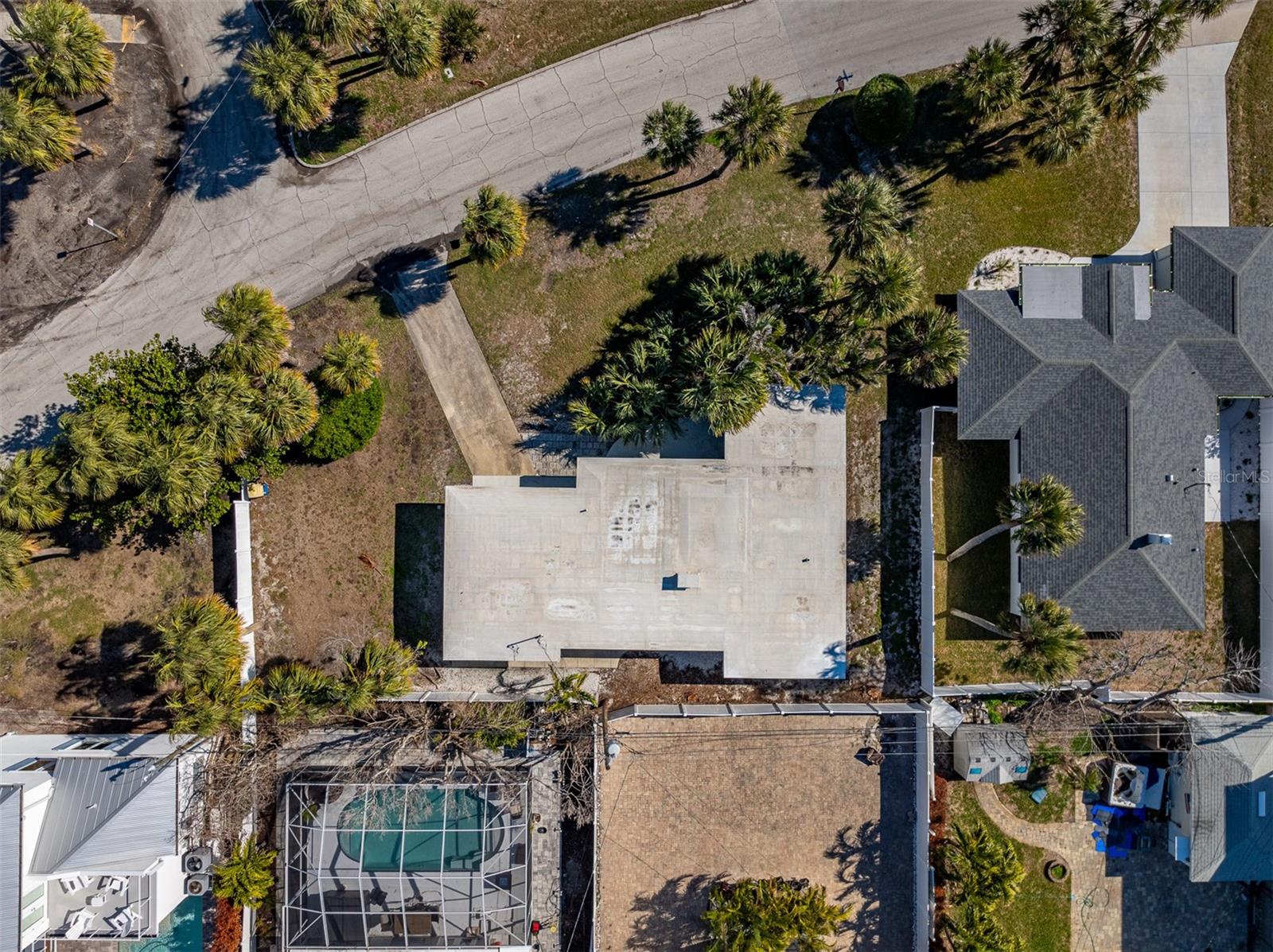 812 BOHENIA CIR N, CLEARWATER BEACH, FL, 33767