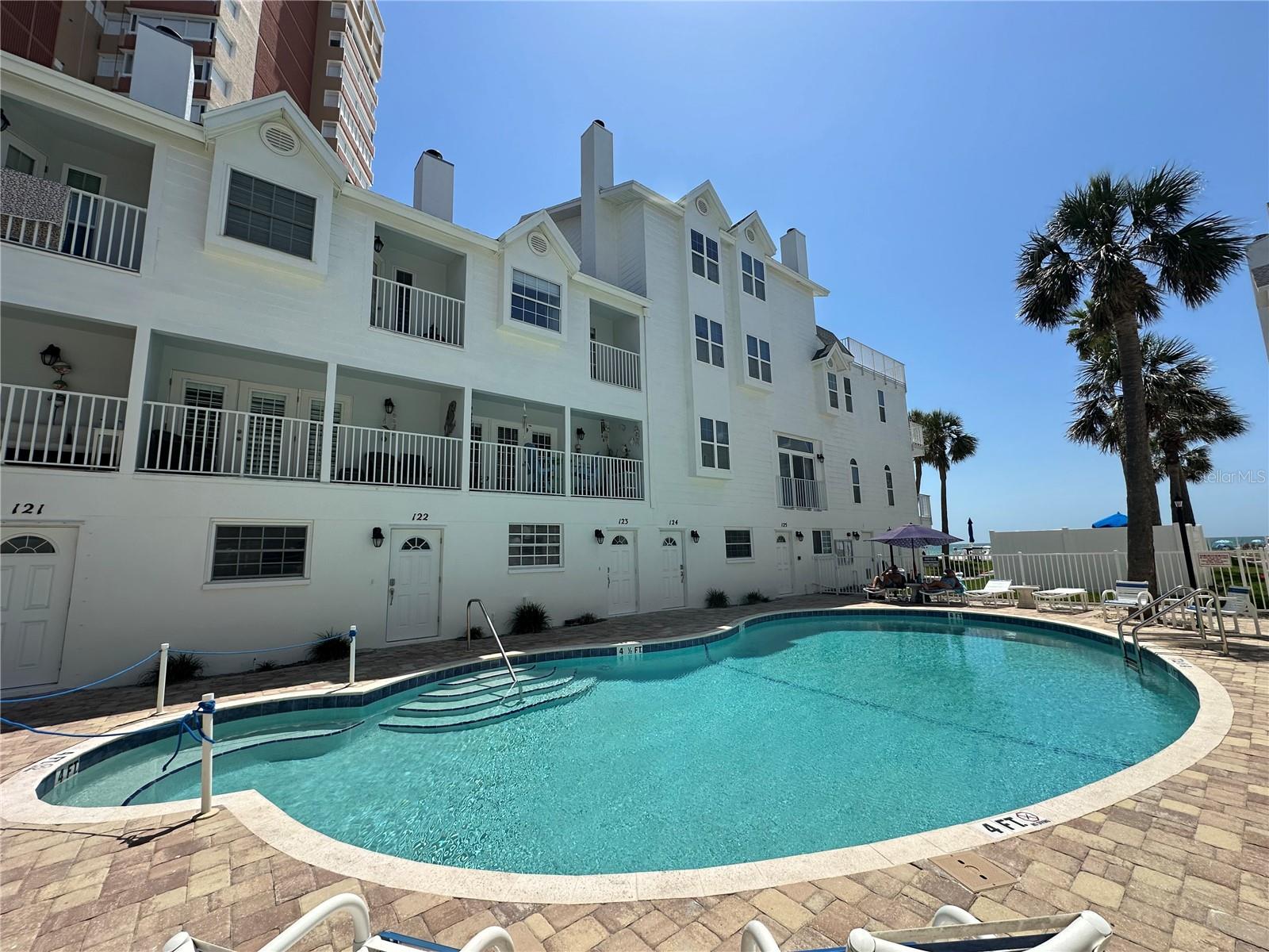 17960 GULF BLVD #103, REDINGTON SHORES, FL, 33708