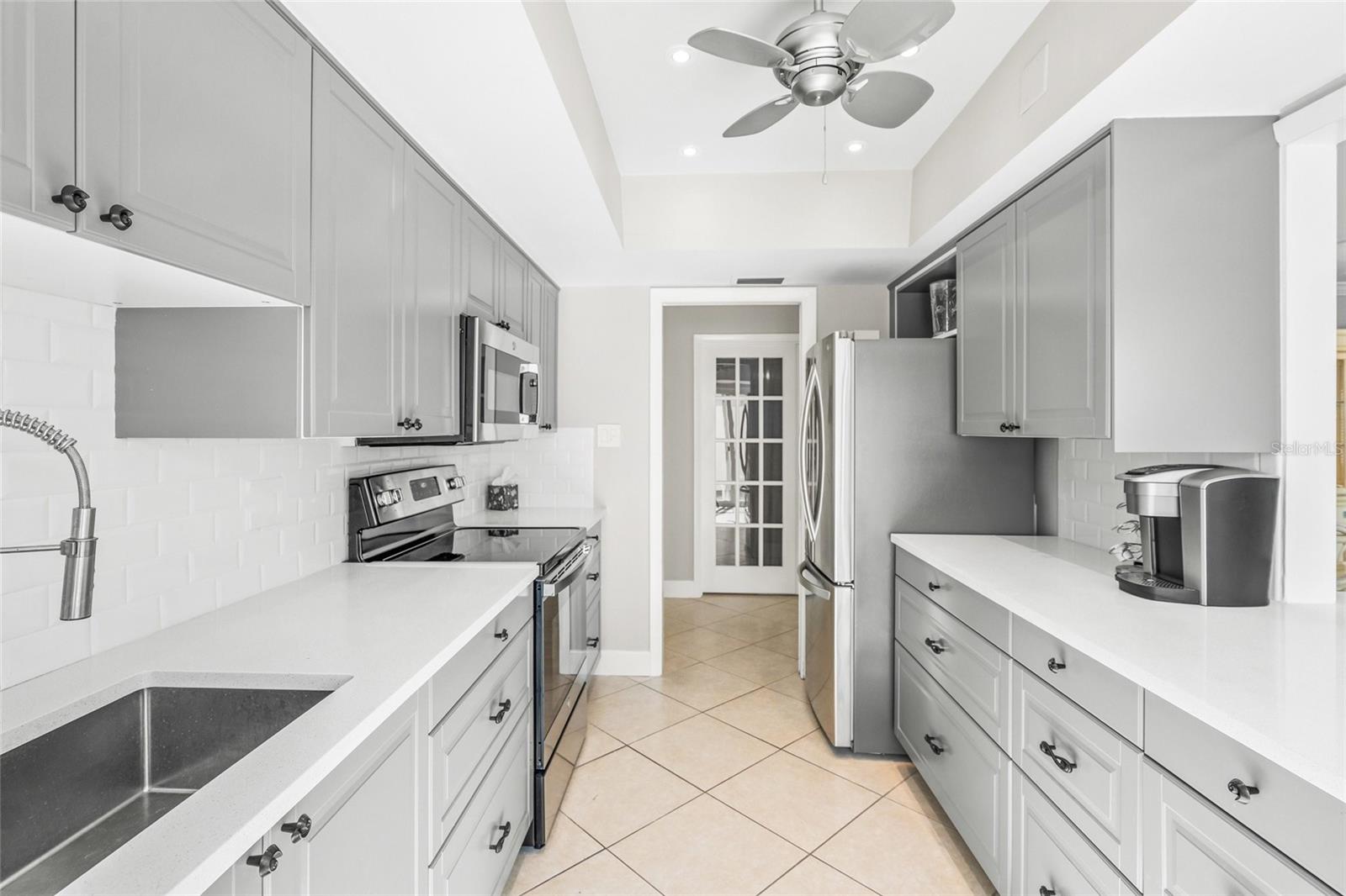 6213 GREEN VIEW DR #127, SARASOTA, FL, 34231