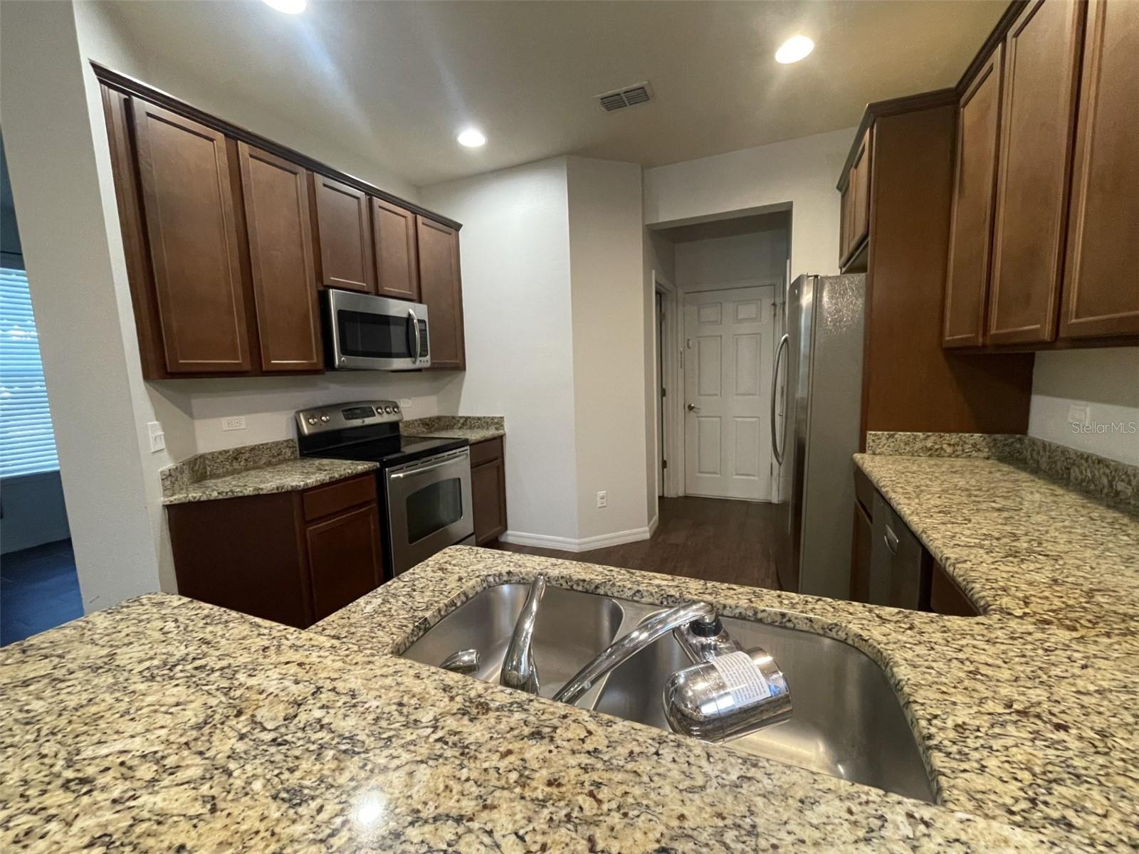 811 GAINER WAY, WINTER SPRINGS, FL, 32708