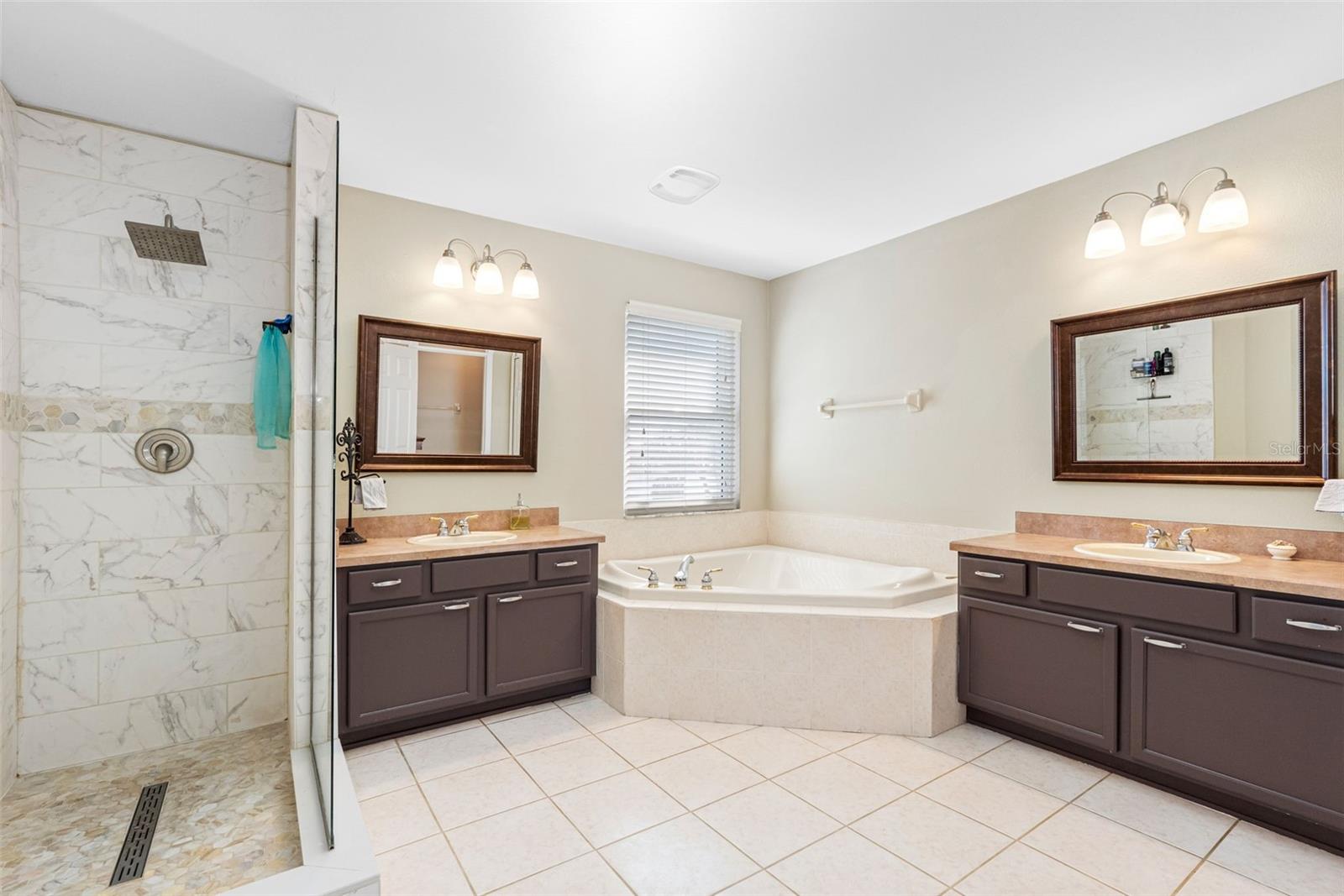 1312 BROOKE VIEW DR, ODESSA, FL, 33556