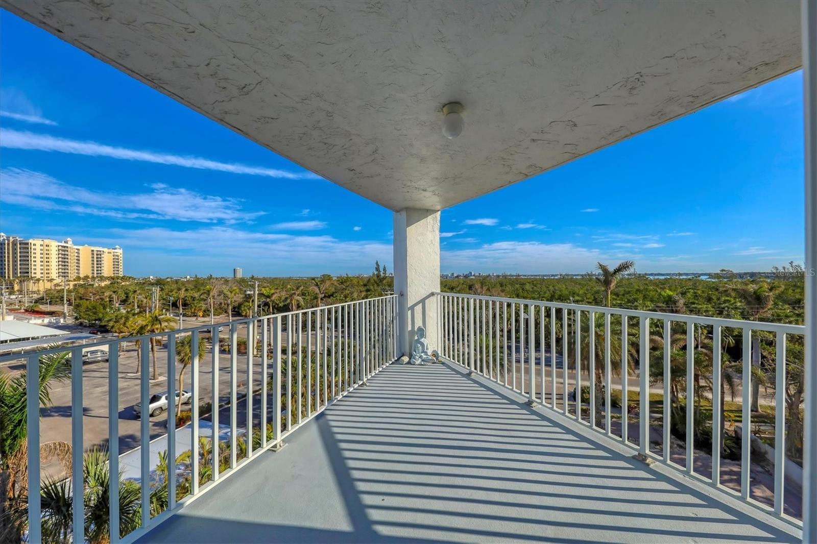 1770 BENJAMIN FRANKLIN DR #407, SARASOTA, FL, 34236