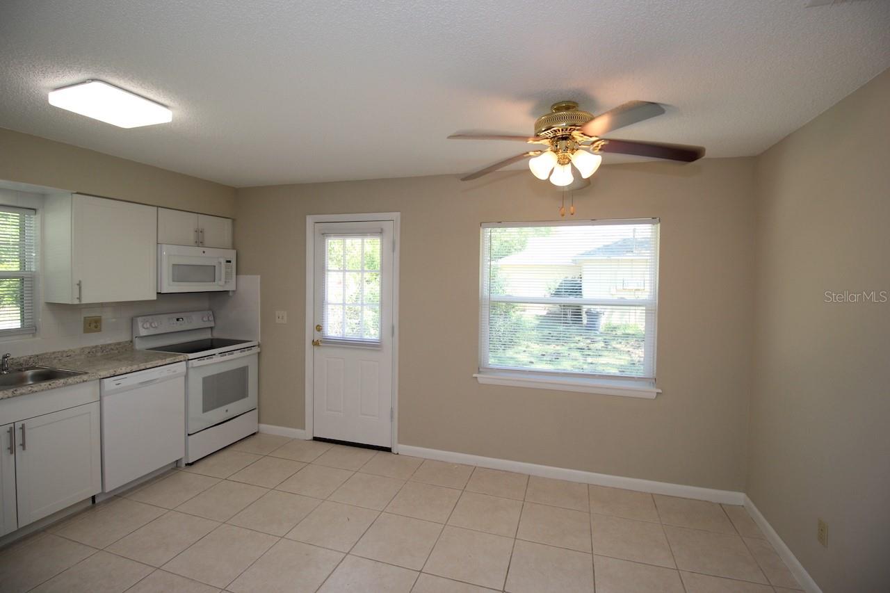 2 PLATEAU LN, PALM COAST, FL, 32164