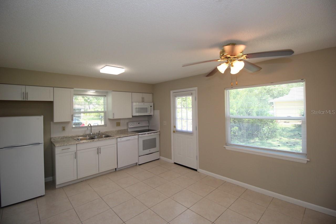 2 PLATEAU LN, PALM COAST, FL, 32164