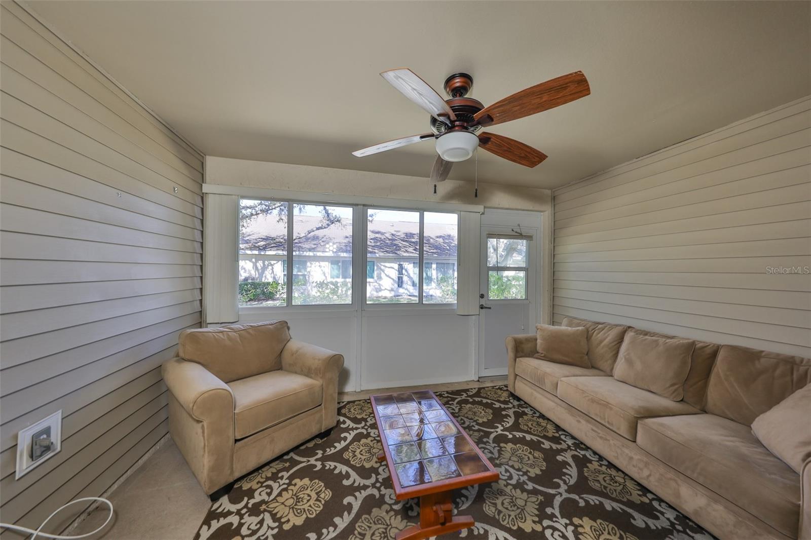 2405 NEW HAVEN CIR, SUN CITY CENTER, FL, 33573