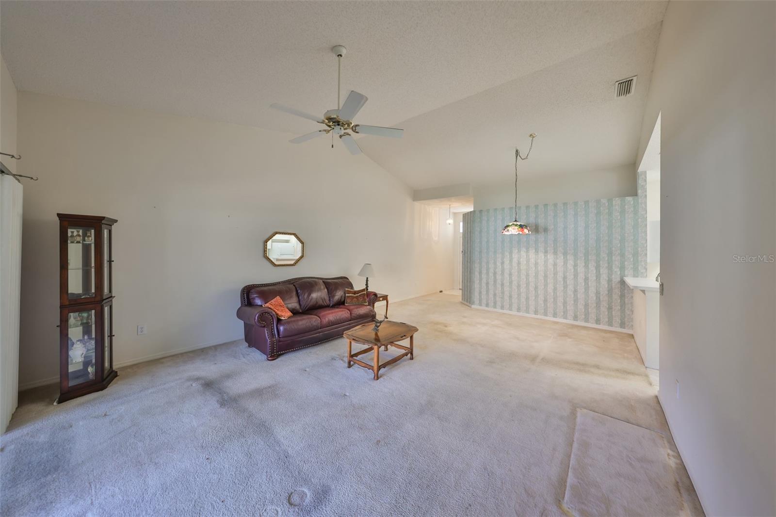2405 NEW HAVEN CIR, SUN CITY CENTER, FL, 33573