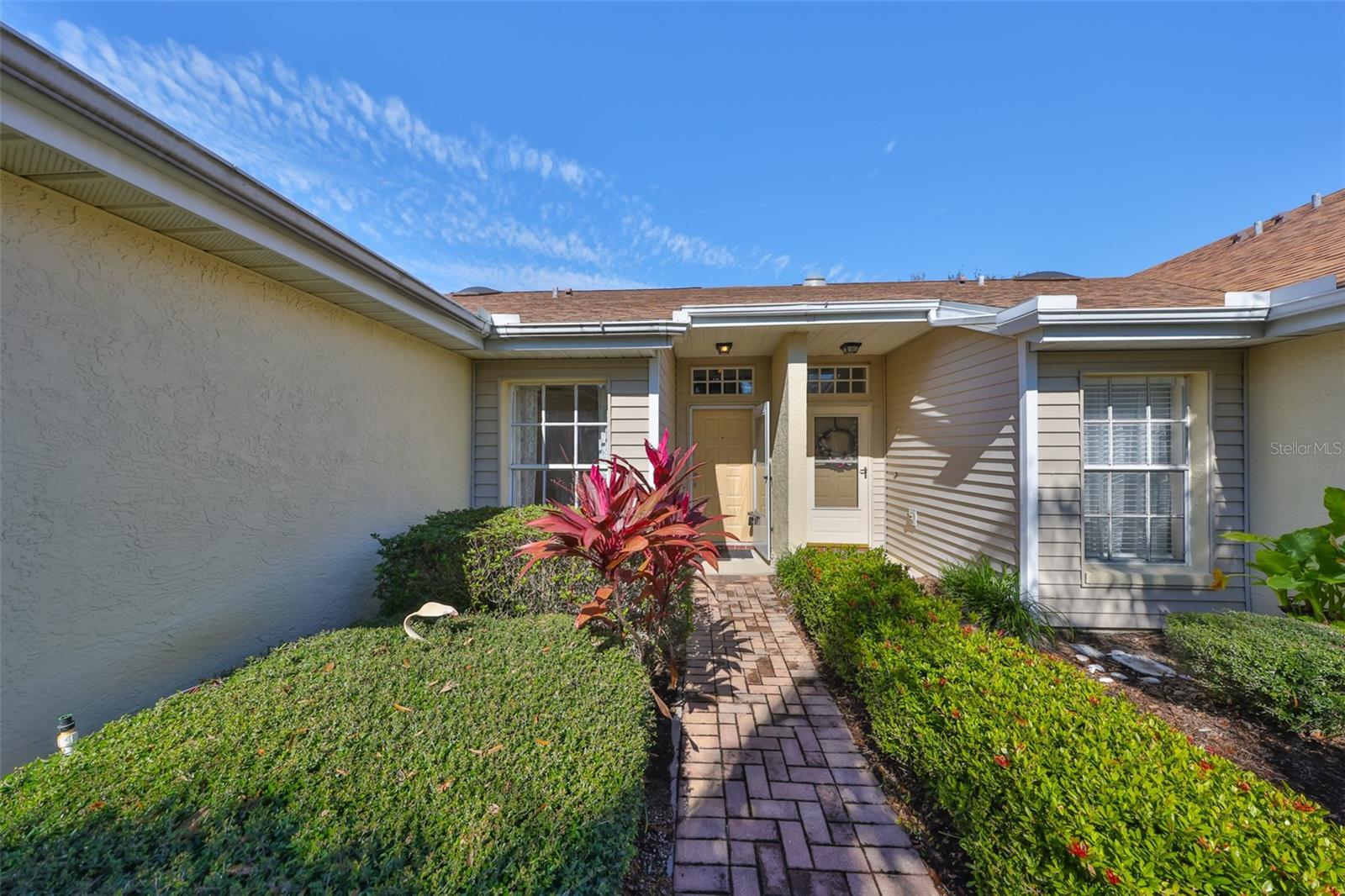 2405 NEW HAVEN CIR, SUN CITY CENTER, FL, 33573
