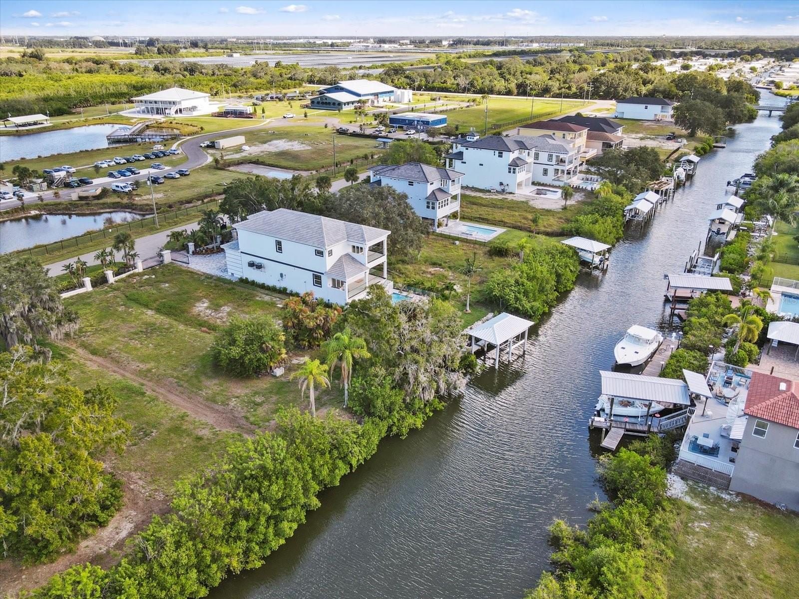 552 ESTUARY SHORE LN, APOLLO BEACH, FL, 33572