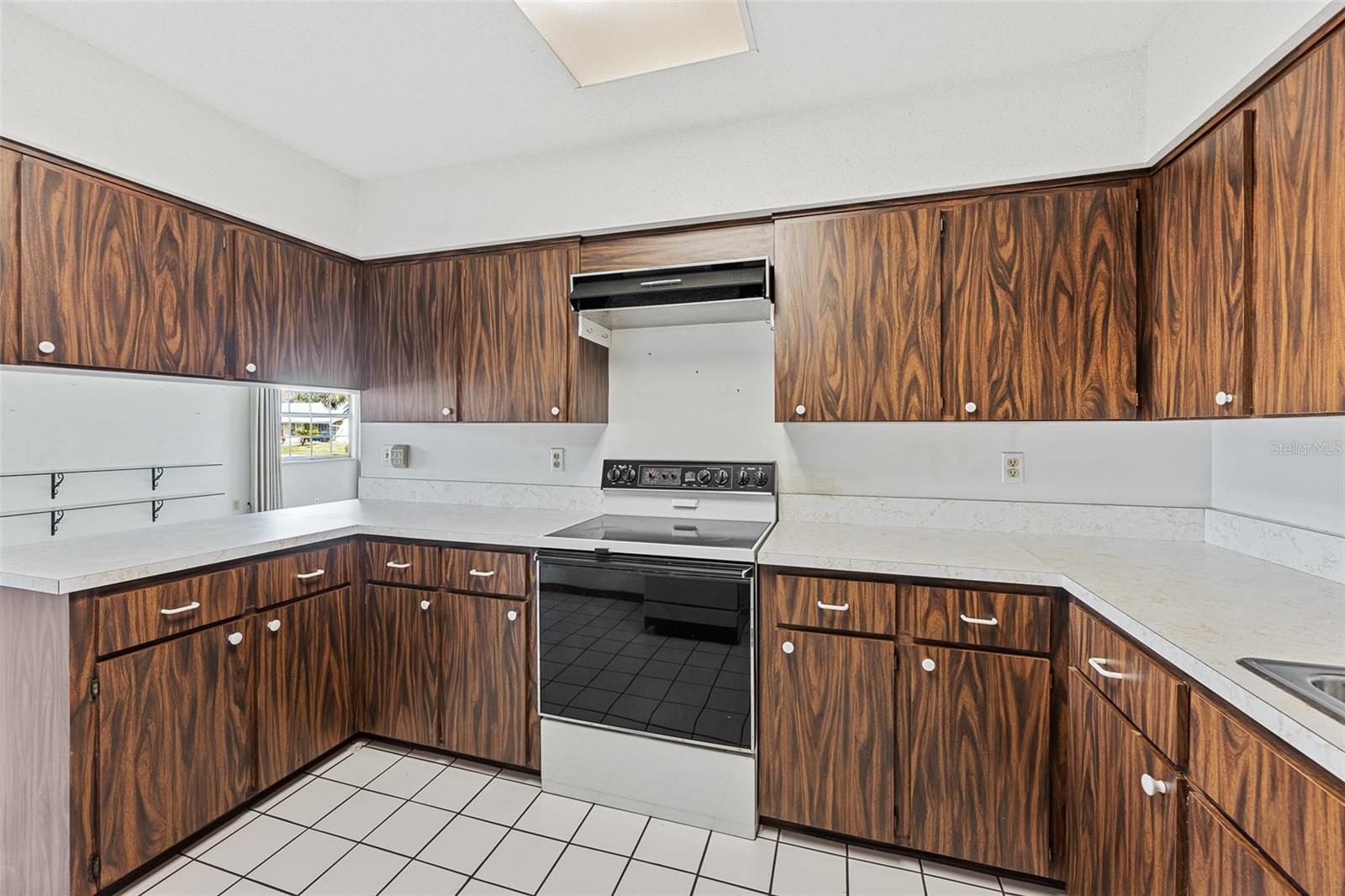 3120 PINE TREE DR, EDGEWATER, FL, 32141