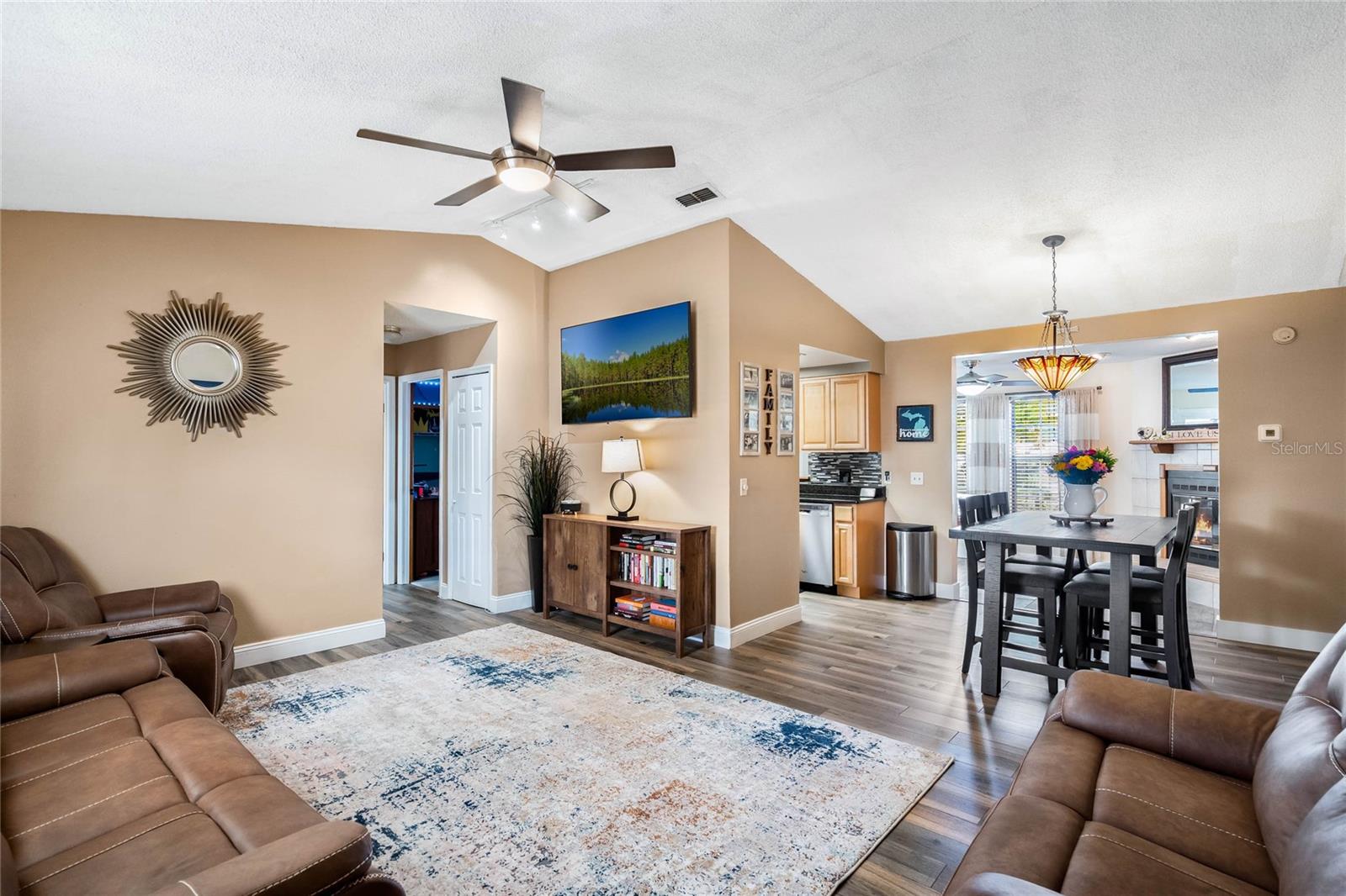 798 SAINT JOHNS RIVER DR, SANFORD, FL, 32773