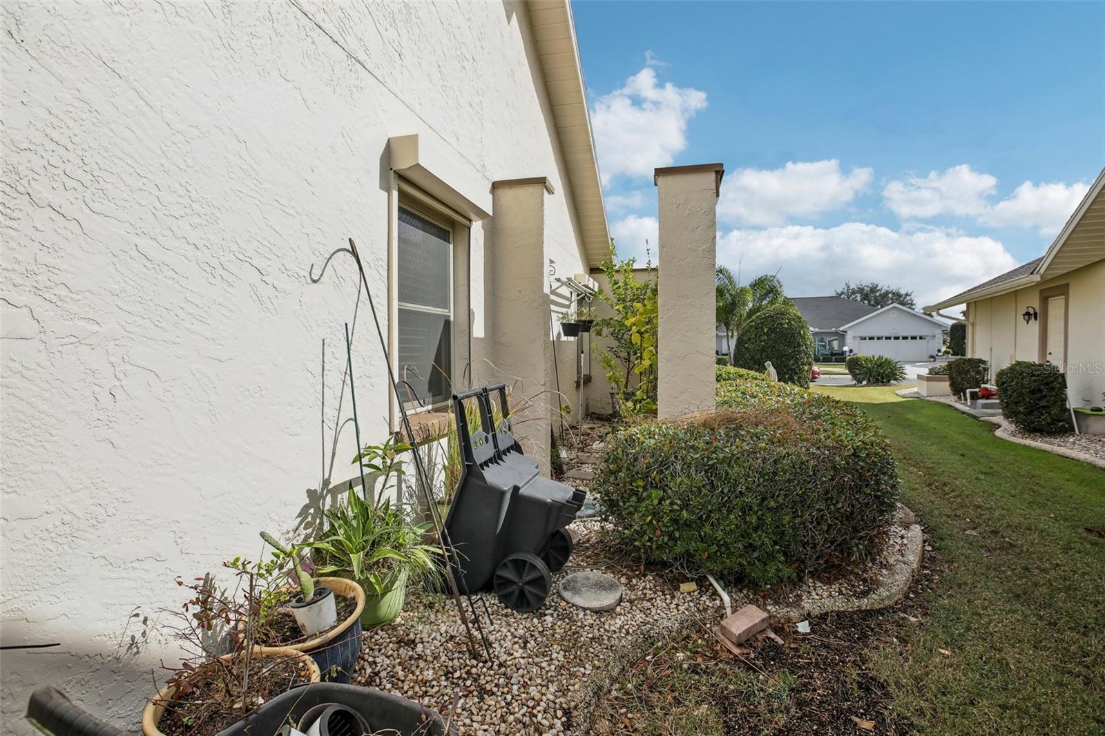 1928 E VIEW DR, SUN CITY CENTER, FL, 33573