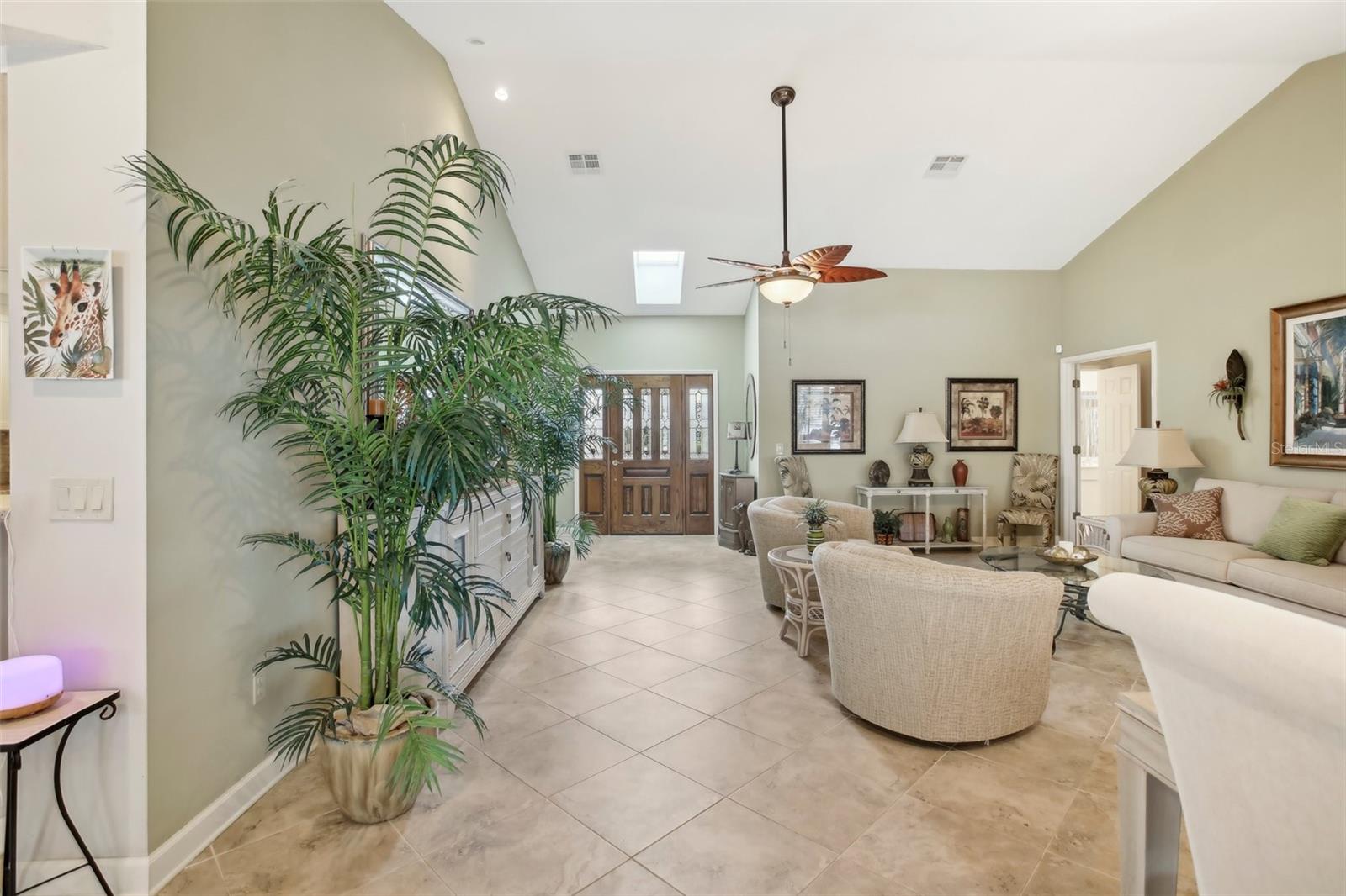1928 E VIEW DR, SUN CITY CENTER, FL, 33573