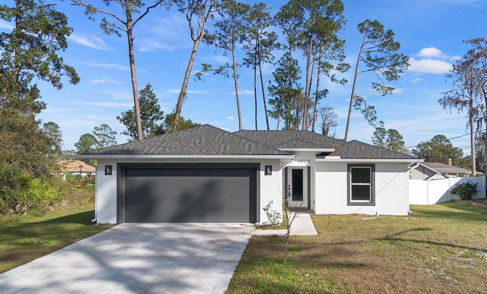 1925 1ST AVE, DELAND, FL, 32724